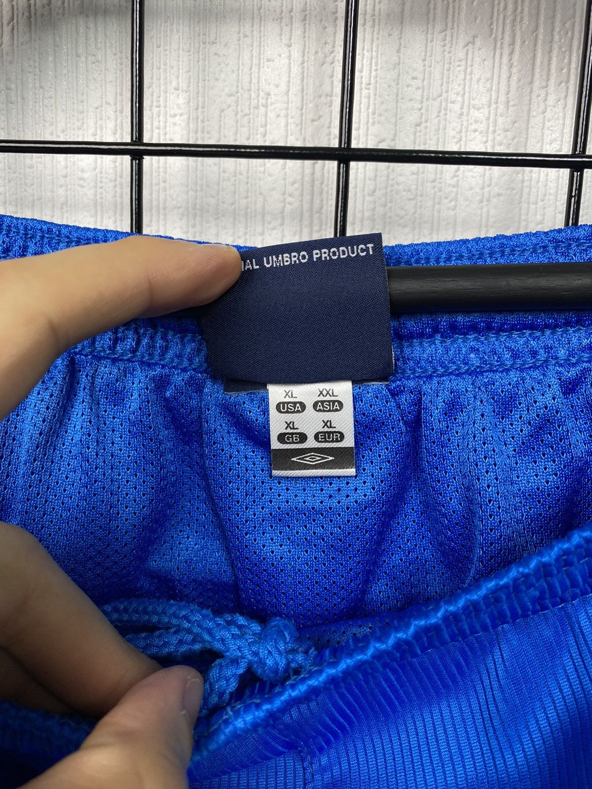 Umbro × Vintage Vintage England Umbro National Team Shorts Football Blue Men Size US 36 / EU 52 - 10 Thumbnail