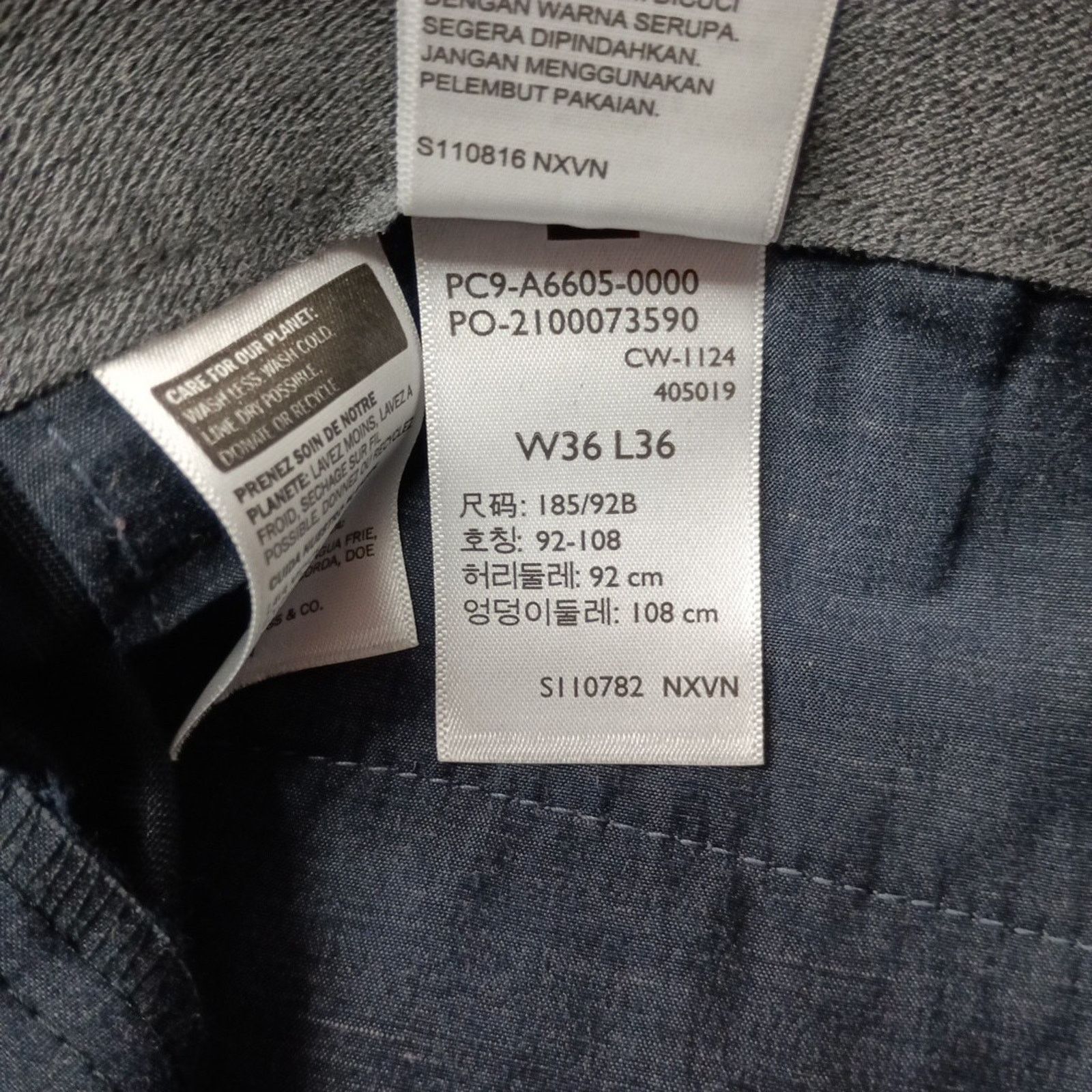 Dockers Dockers Signature Iron Free Khakis Men's 36x36 Black Pleated Size US 36 / EU 52 - 7 Thumbnail