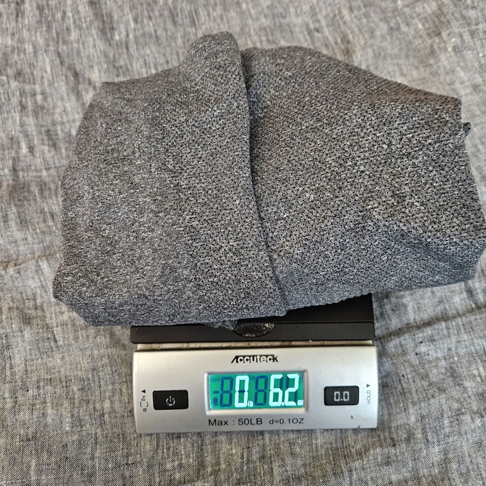 Lululemon Lululemon Men's Heather Gray Metal Vent Tech Long Sleeve Shirt Gym workout Sz L Shirt Distance: Gray Size US L / EU 52-54 / 3 - 6 Thumbnail
