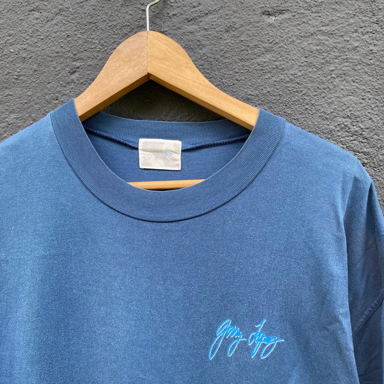 Vintage Thrashed Faded 90s Gerry Jopez Surf Brand Tee Size US L / EU 52-54 / 3 - 5 Thumbnail