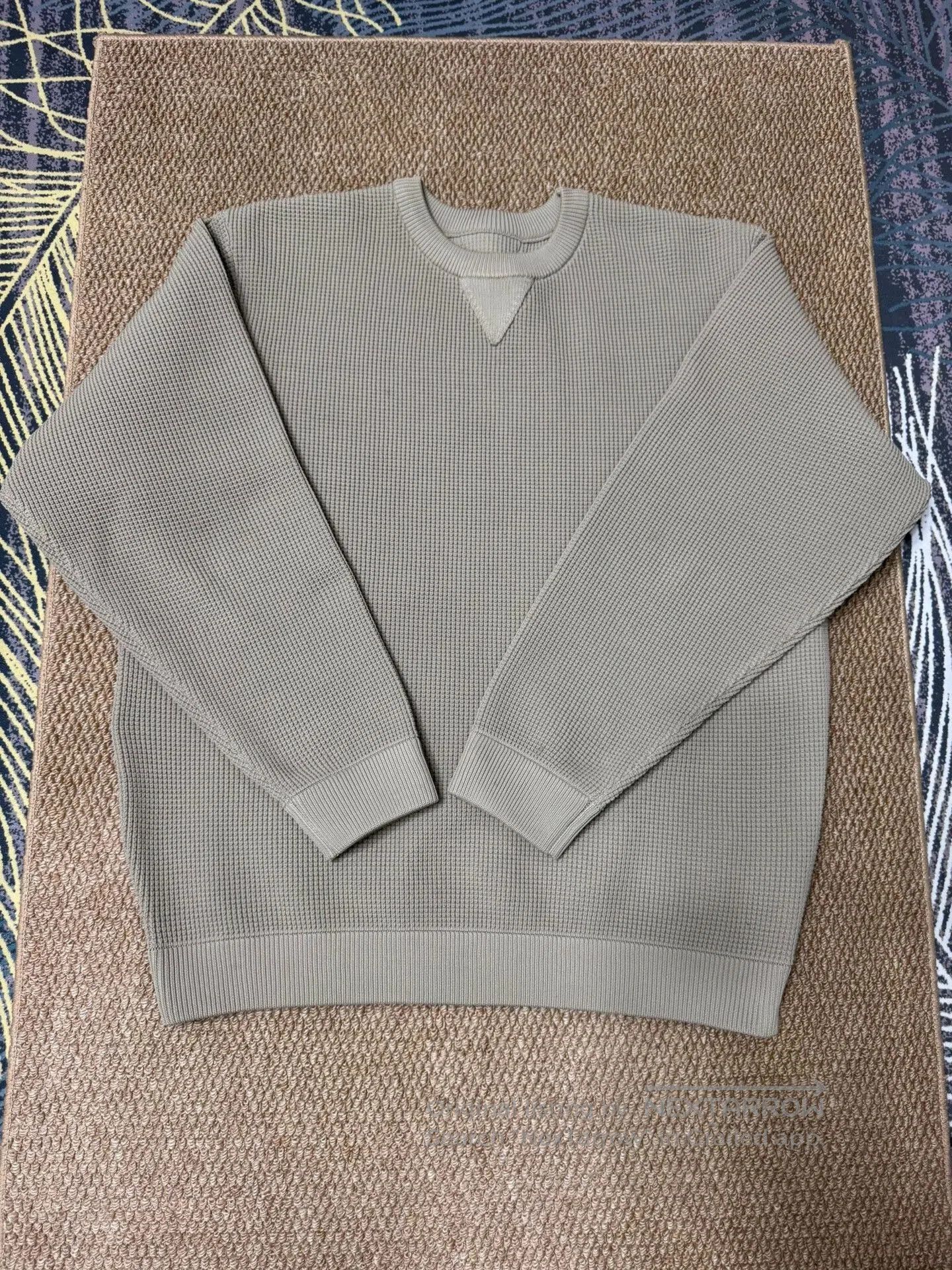 Madness MADNESS Poly Waffle Crewneck Sweatshirt. Size US XL / EU 56 / 4 - 1 Thumbnail