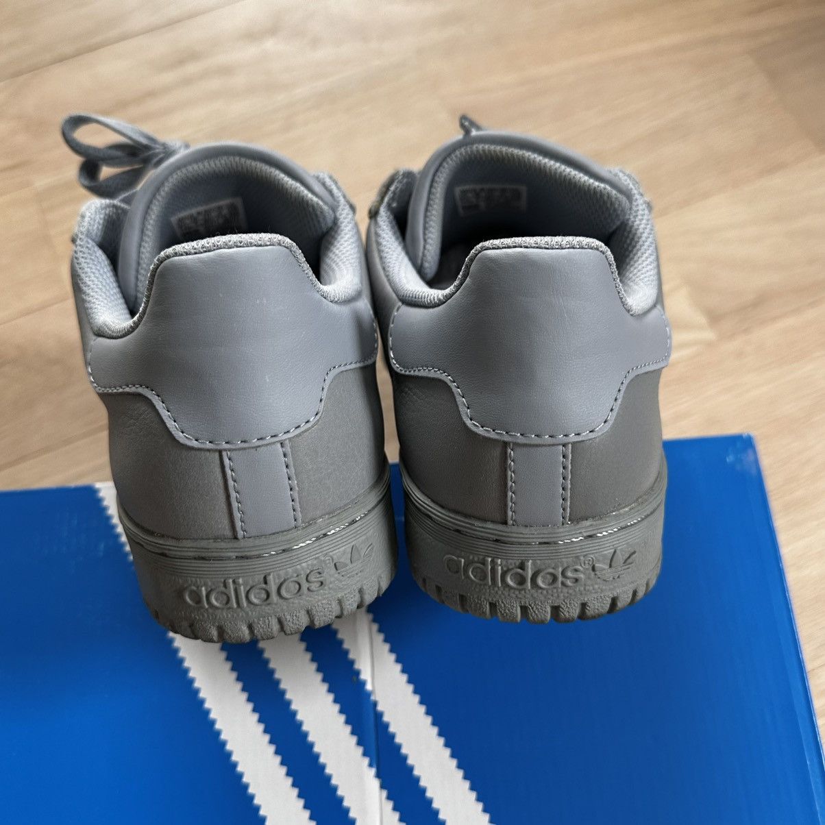 Adidas × Yeezy Adidas Yeezy powerphase Size US 7.5 / EU 40-41 - 5 Thumbnail