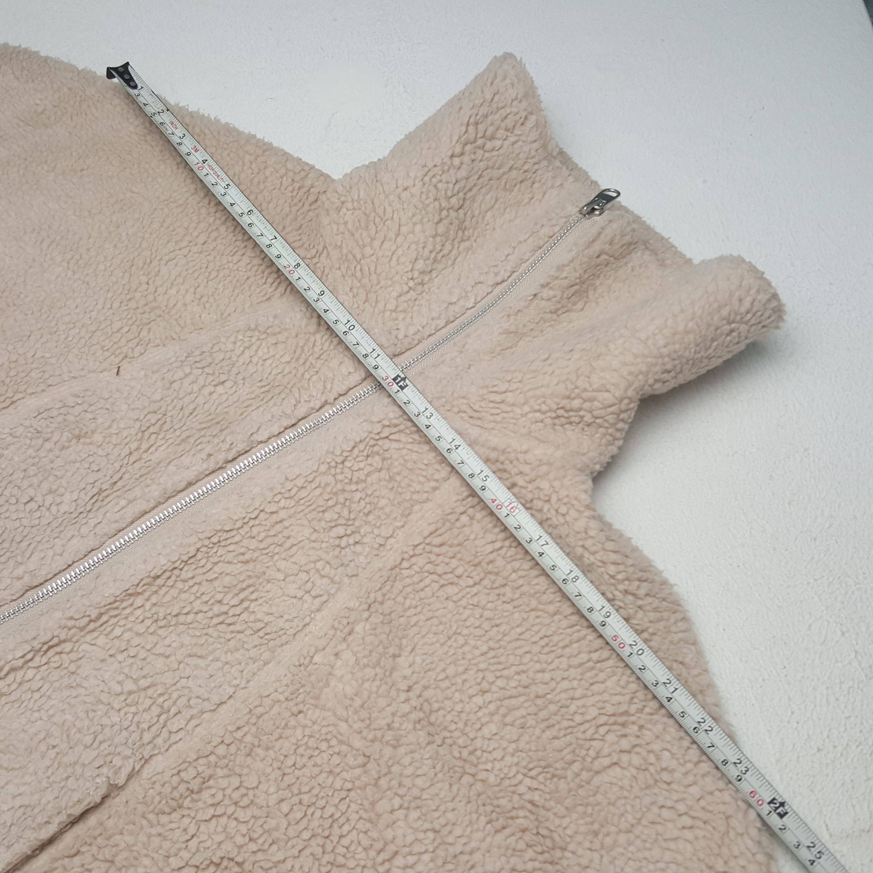 Japanese Brand × Undercover × Vintage Vintage Uniqlo Undercover Custom Logo Sherpa Jacket C279N9 Size US L / EU 52-54 / 3 - 8 Thumbnail