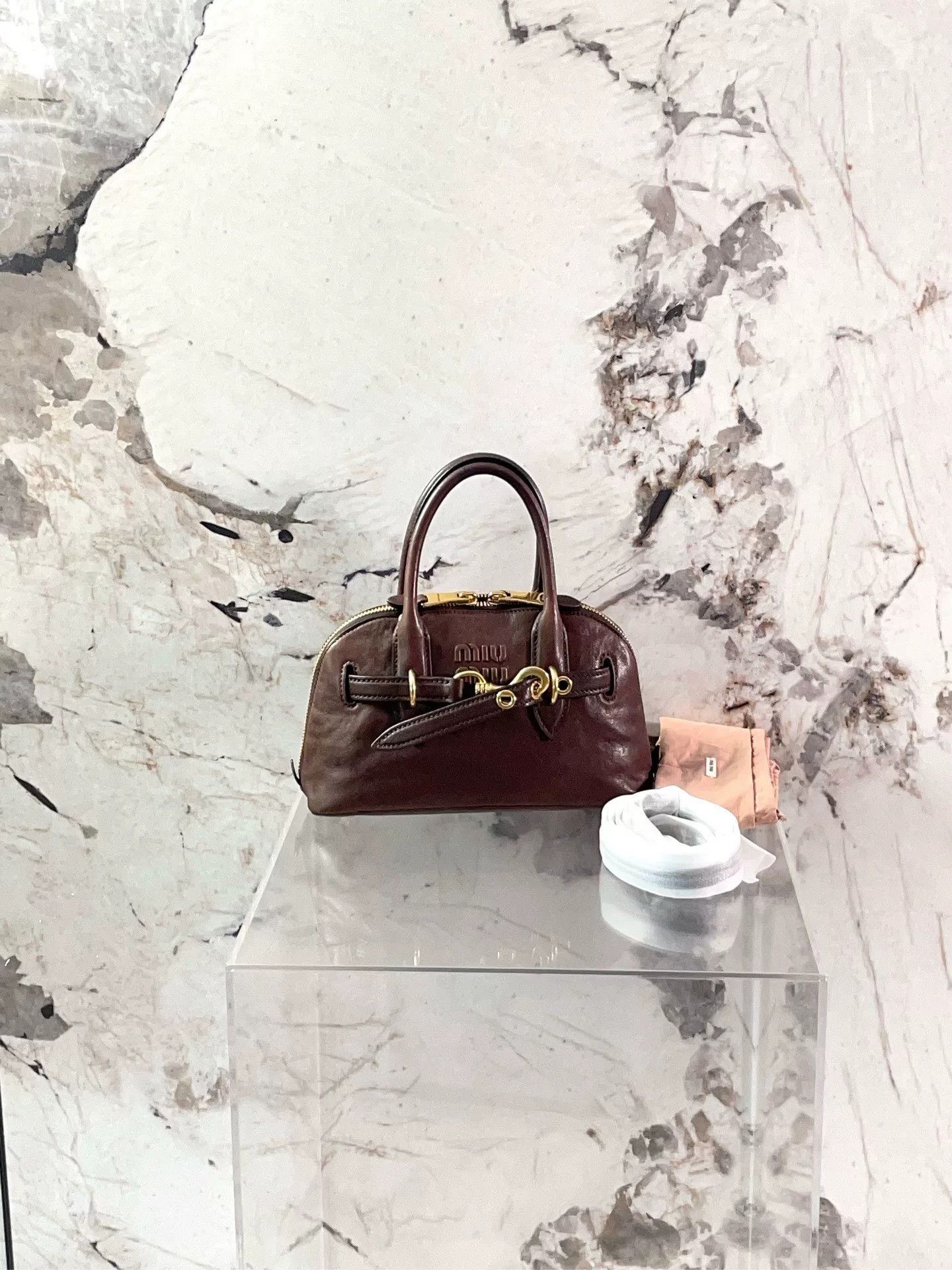 Miu Miu Pre-loved Bag Very good condition Size ONE SIZE - 1 Thumbnail