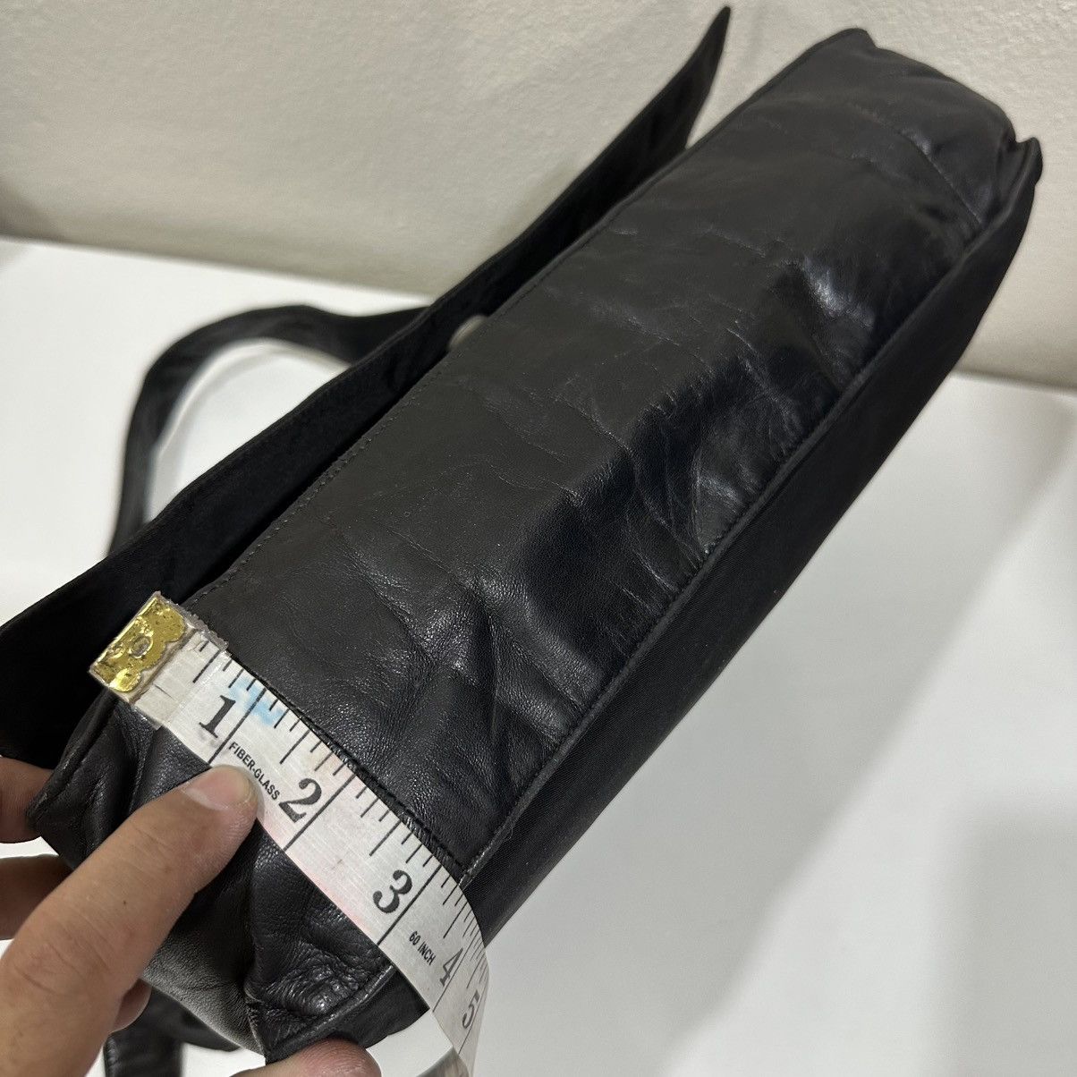 Prada AUTHENTIC PRADA NYLON TRIMMED LEATHER SHOULDER BAG Size ONE SIZE - 18 Thumbnail