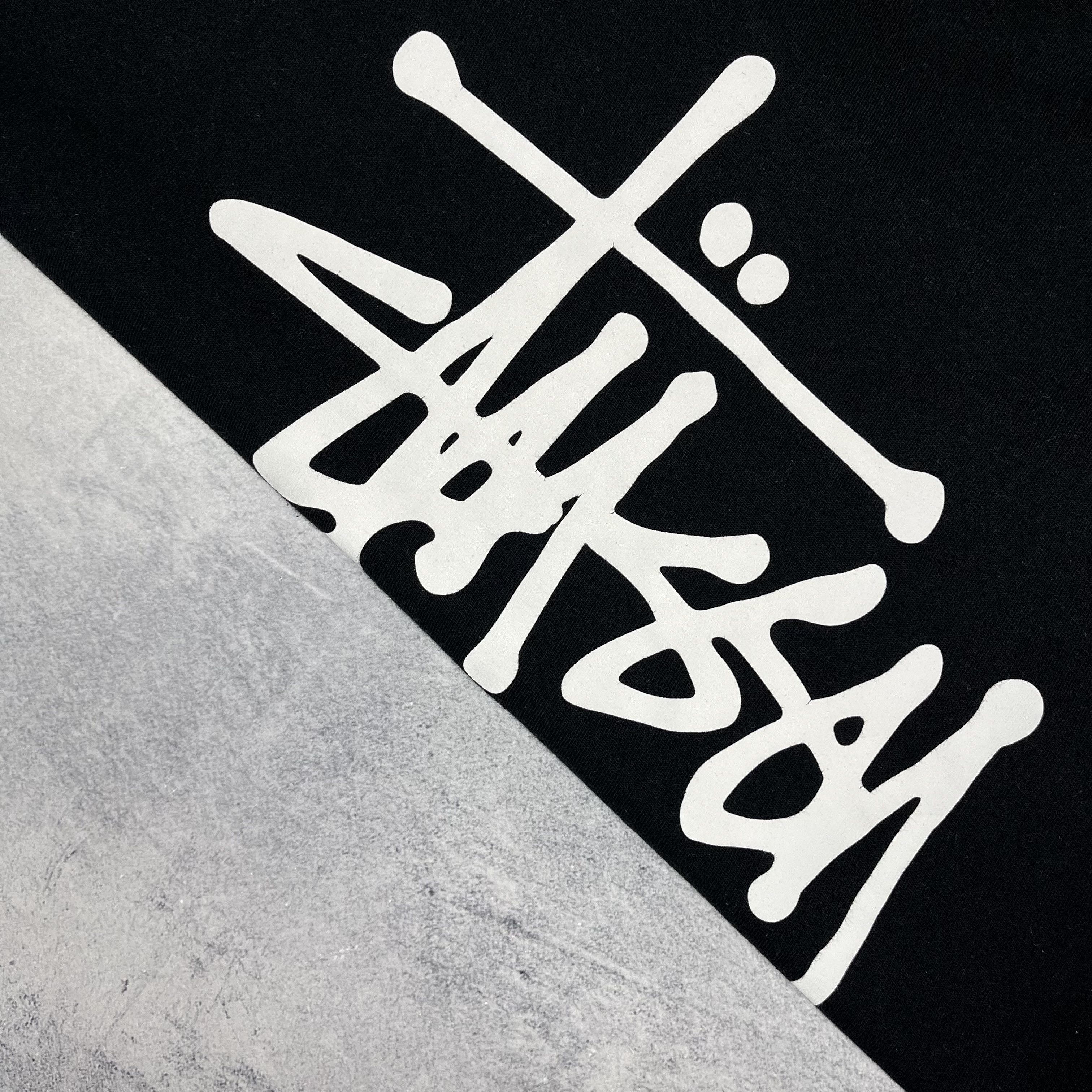 Stussy Vintage Stussy Graffiti Y2K Big Logo T Shirt 00’s Size US L / EU 52-54 / 3 - 8 Thumbnail