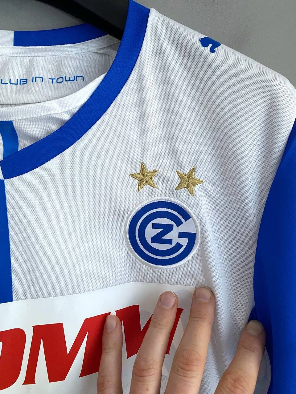 Puma Grasshopper Zurich 2013/14 Home Soccer Jersey Autograph Team Size US XL / EU 56 / 4 - 7 Thumbnail