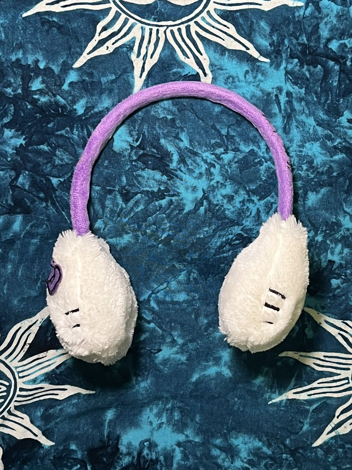 Japanese Brand Y2k Hello Kitty Earmuffs Hat Cat Big Logo Size ONE SIZE - 12 Thumbnail