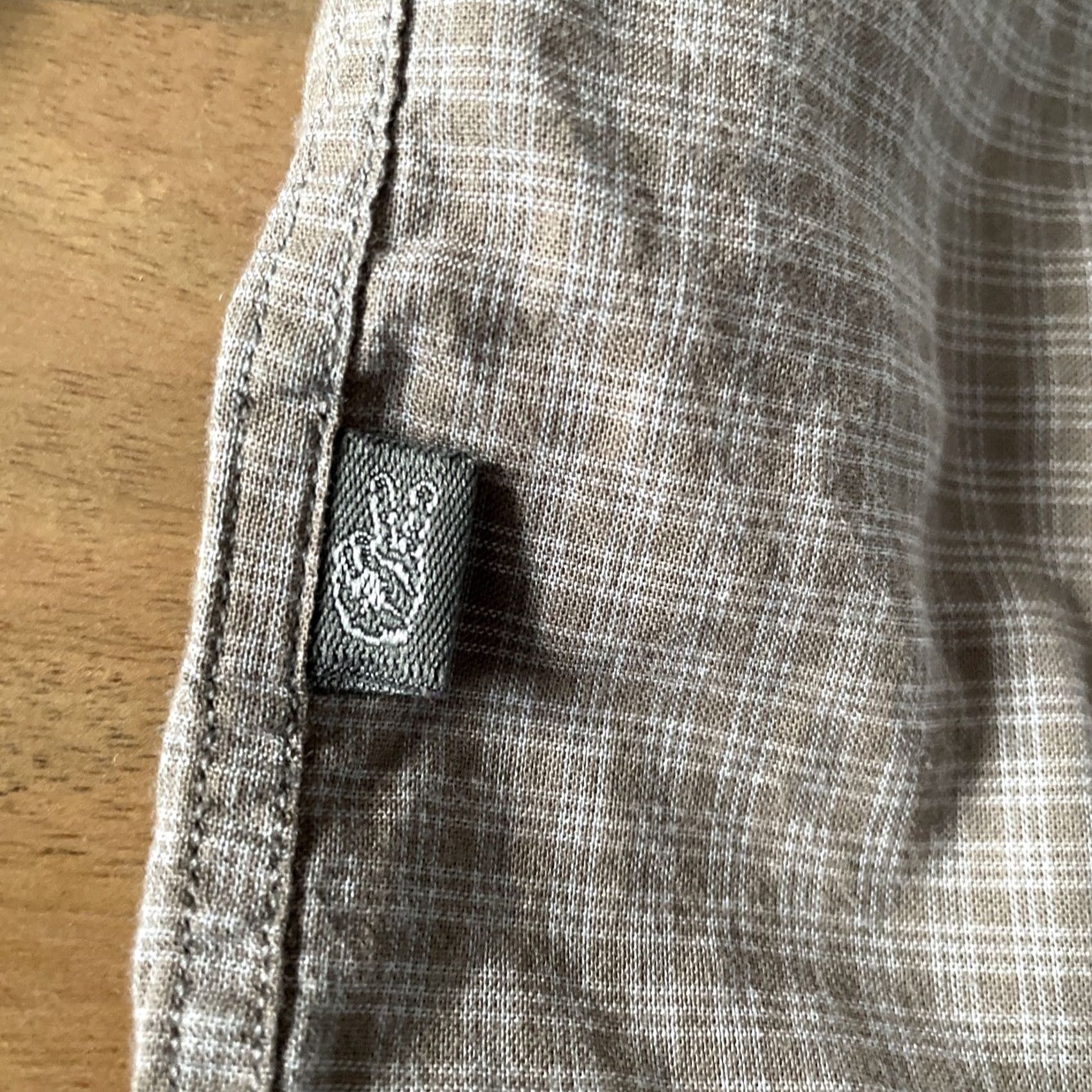 John Varvatos John Varvatos Button-Down Shirt Men’s M Plaid Long Sleeve Collared Logo Shirt Size US M / EU 48-50 / 2 - 4 Thumbnail