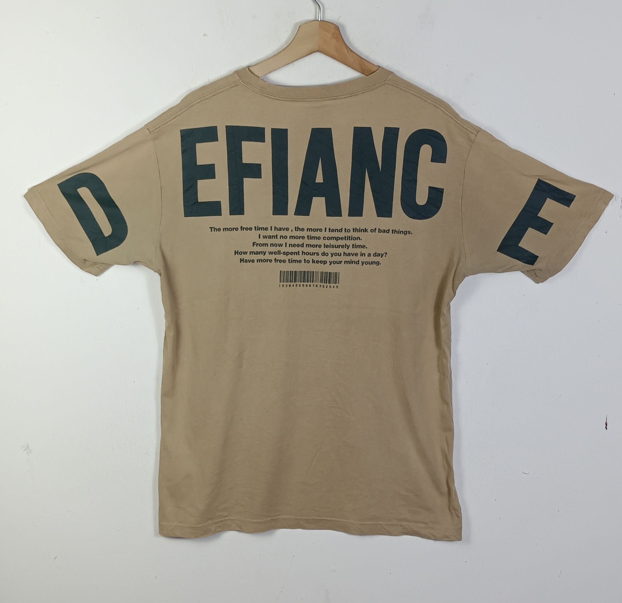 Japanese Brand × Vintage Be One Soul " DEFIANCE" Short Sleeve T Shirt Size US L / EU 52-54 / 3 - 1 Thumbnail