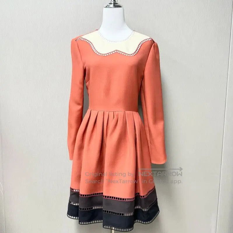 Fendi Fendi Women's Long Sleeve Color Block Dress . Size S / US 4 / IT 40 - 1 Thumbnail