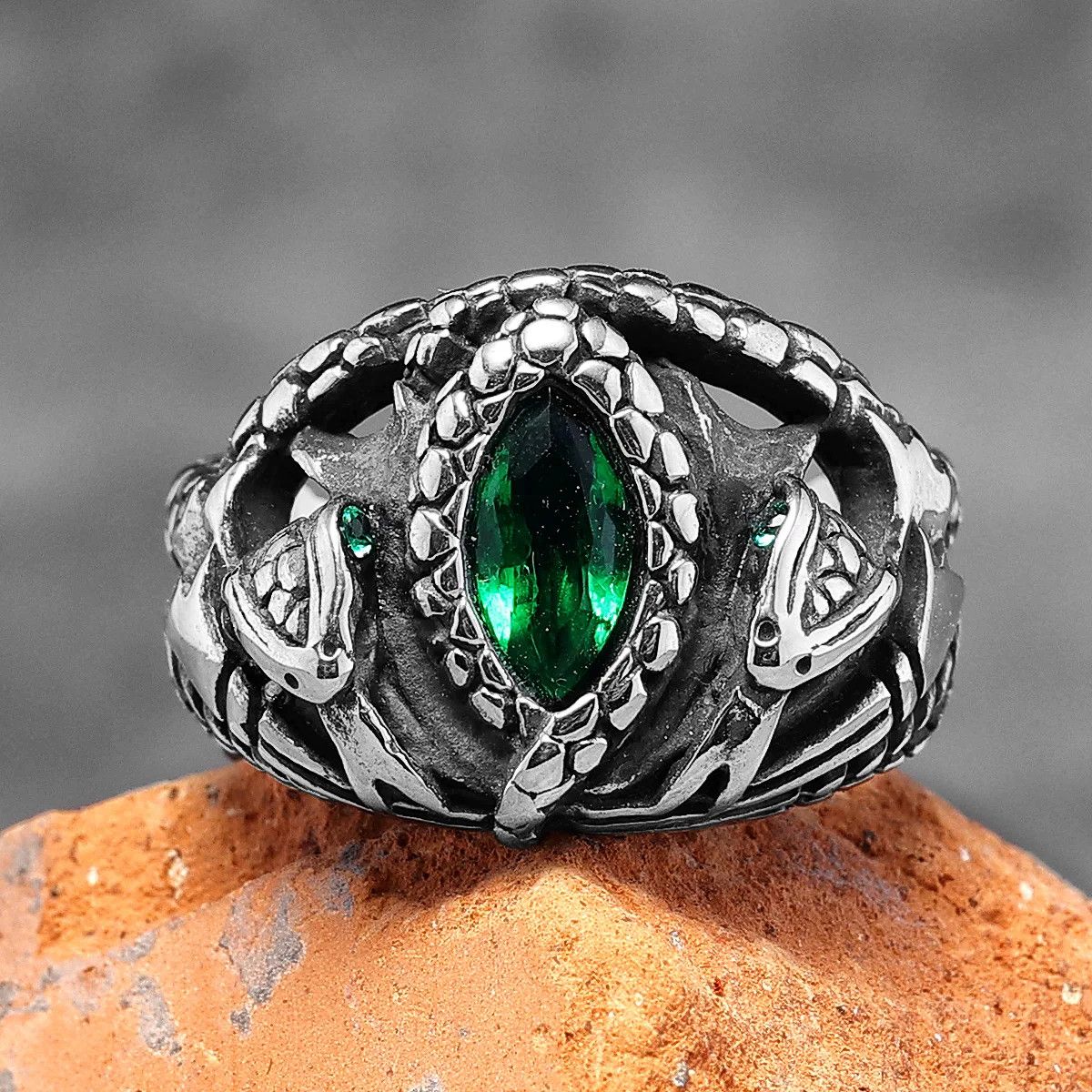 Japanese Brand × Jewelry × Vintage Eye Gemstone Snake Ring Size ONE SIZE - 1 Thumbnail