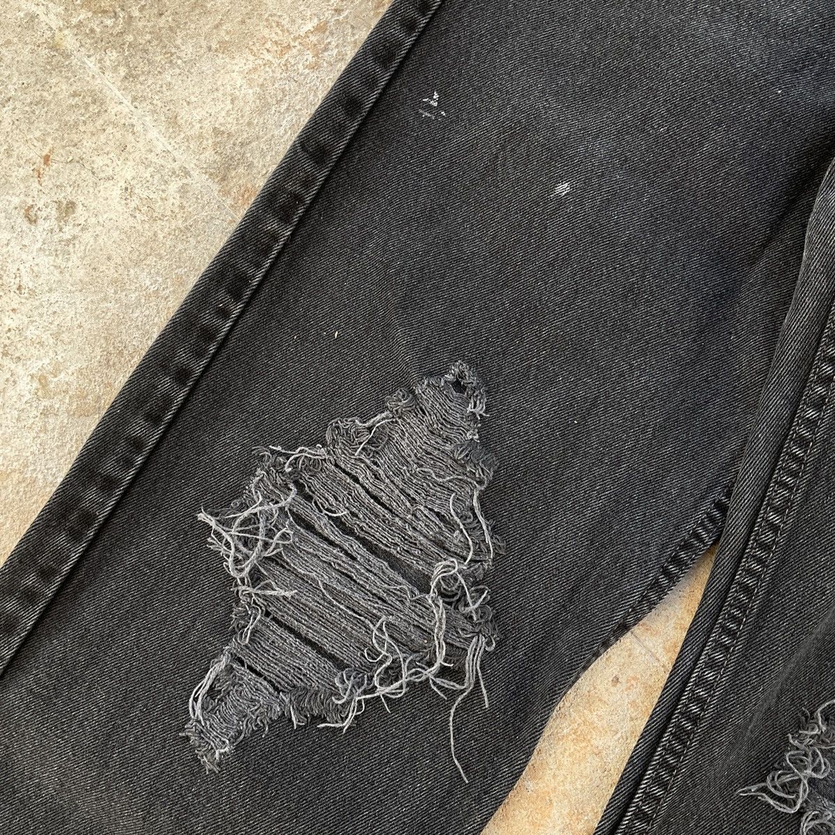Levi's × Vintage Vintage Distressed Levi’s Made In USA 550 Denim Jean Pants Size US 33 - 2 Thumbnail