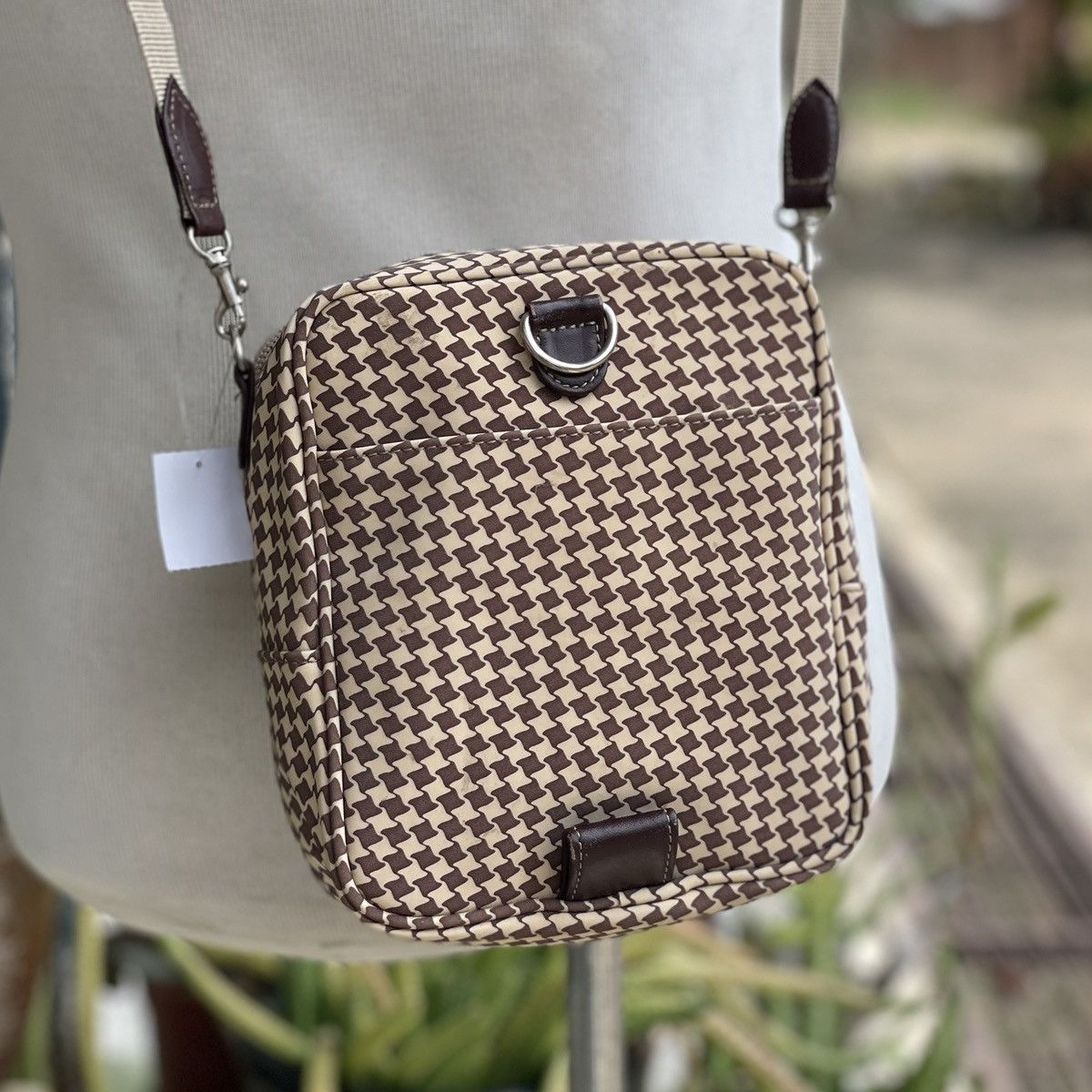 Designer Norma Kamali Quick Pocket Crossbody Size ONE SIZE - 4 Thumbnail