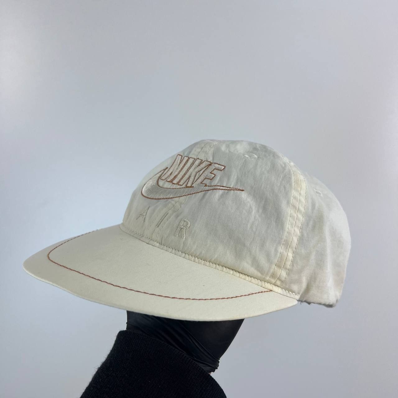 Nike Nike Air Vintage 90s White Embroidered Logo Hat One Size Size ONE SIZE - 1 Thumbnail