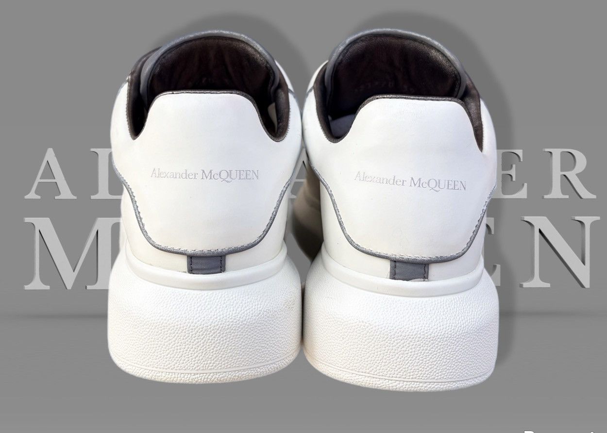 Alexander McQueen Alexander McQueen Oversized White Leather Sneakers Low Top Size US 9 / IT 39 - 4 Thumbnail