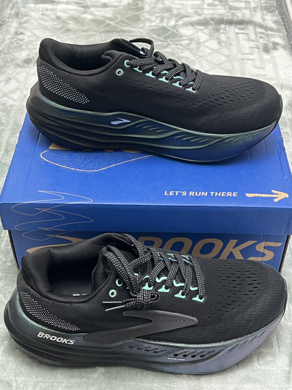 Brooks Brooks Glycerin Max - Aurora / Black / Ebony - Size UK 8.5 Size US 8.5 / EU 41-42 - 1 Thumbnail