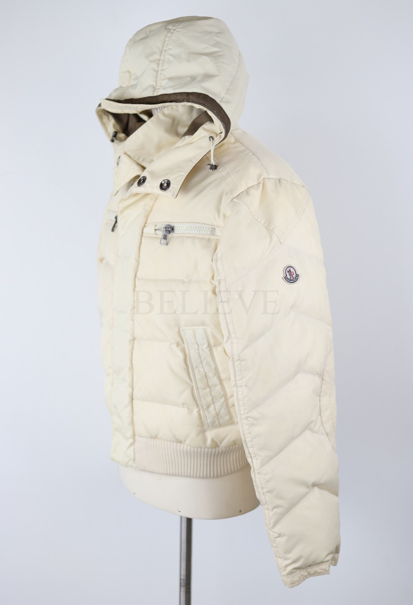 Moncler MONCLER JACKET MILKY WHITE DOWN PUFFER WITH LOGO 326 Size US L / EU 52-54 / 3 - 2 Thumbnail