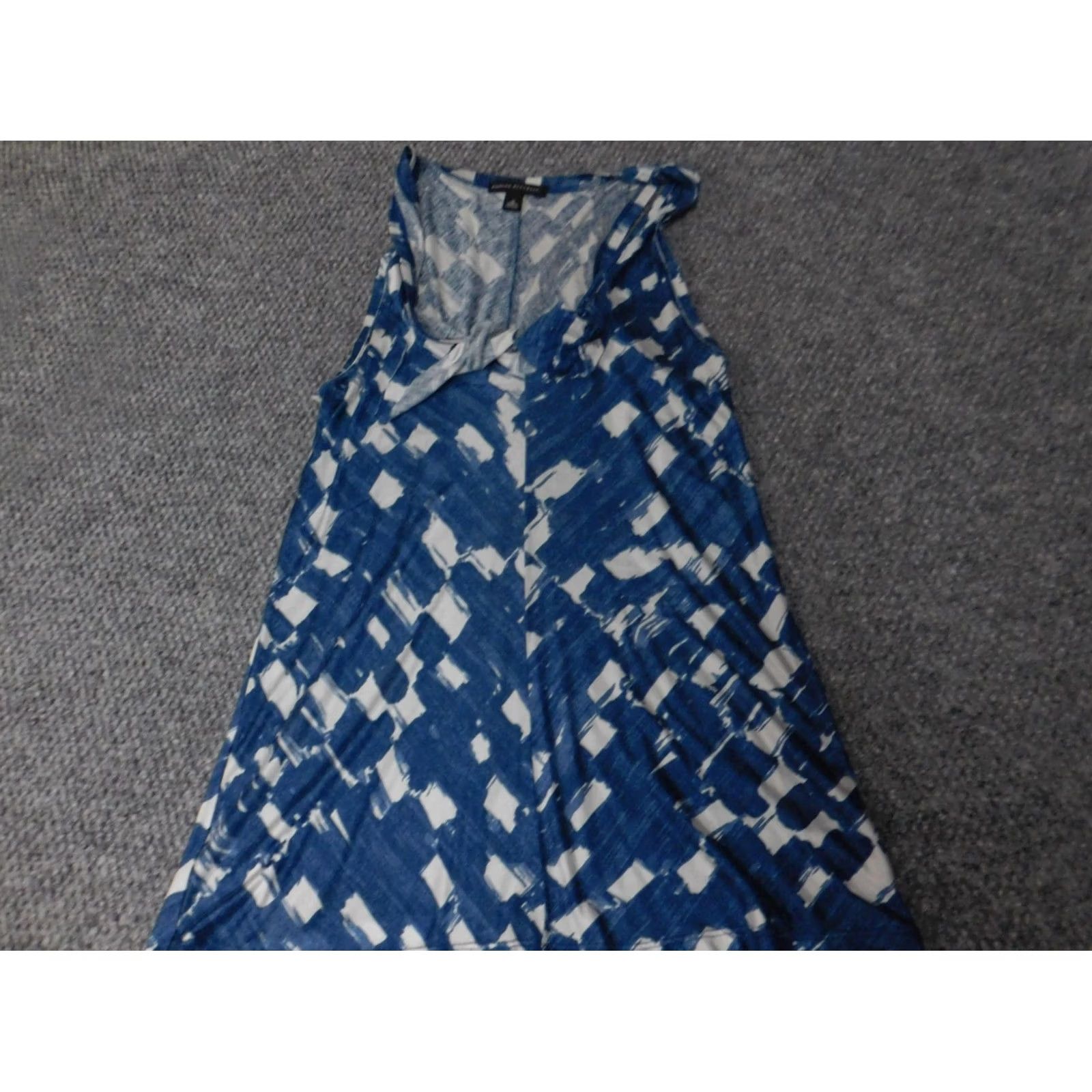Banana Republic Banana Republic Blouse Womens M Blue Plaid Sleeveless Crew Neck Pullover Casual Rayon Button Regular Shirt Top Mockup Size M / US 6-8 / IT 42-44 - 2 Thumbnail