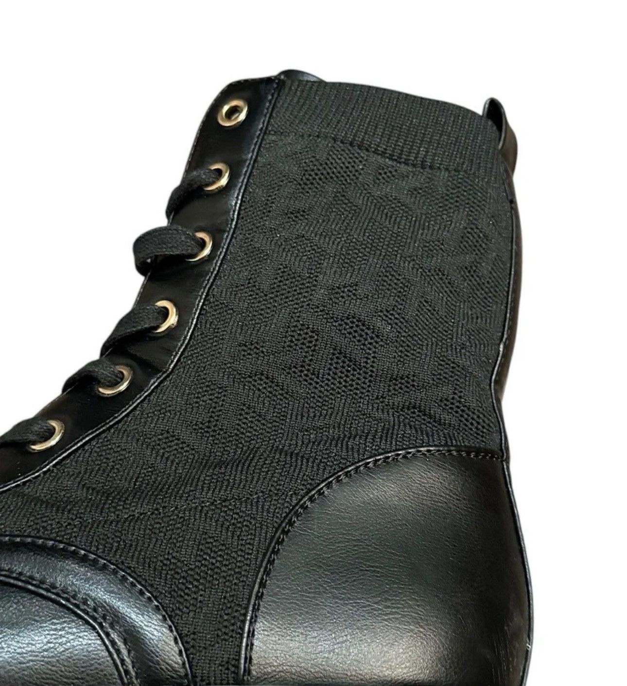 Designer × Tommy Hilfiger Tommy Hilfiger womens Treyna Ankle Boot BLACK SZ 7.5 Size US 7.5 / IT 37.5 - 4 Thumbnail