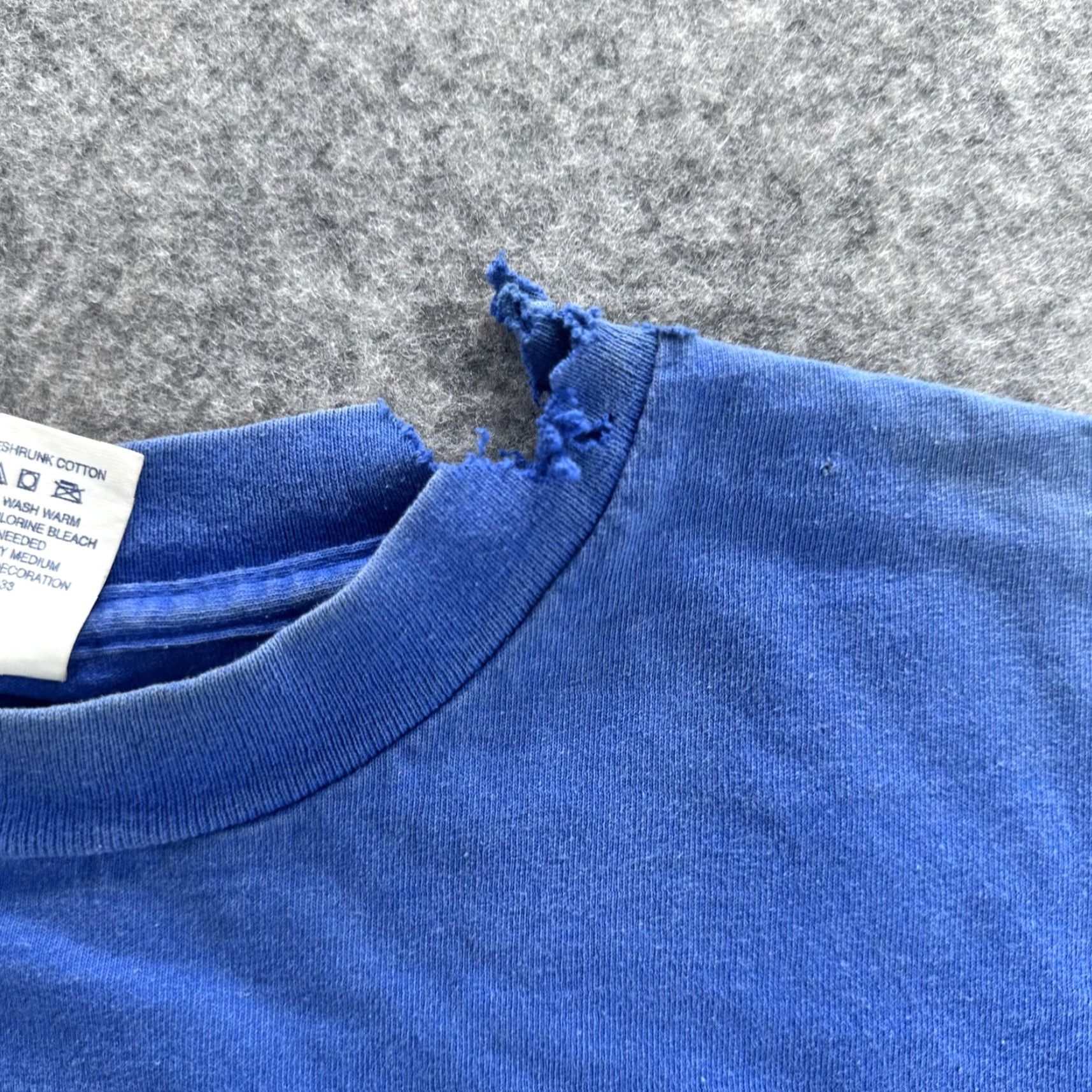 Vintage VINTAGE Alore Texas Shirt Men XL Blue Graphic Tee Made in USA 90s Crew Neck Short Sleeve Mens XL USA Graphic Tee Size US XL / EU 56 / 4 - 3 Thumbnail