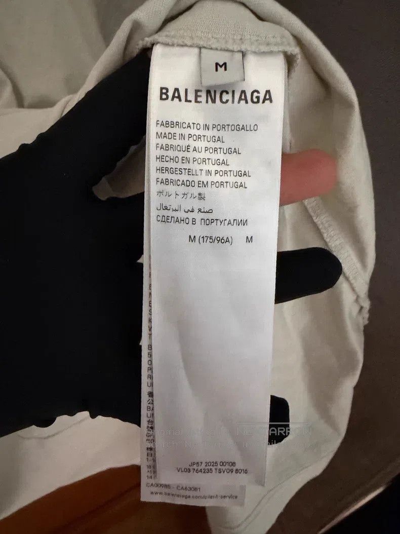 Balenciaga Balenciaga Front and Back Blue Embroidered Logo Destroyed Size US M / EU 48-50 / 2 - 4 Thumbnail