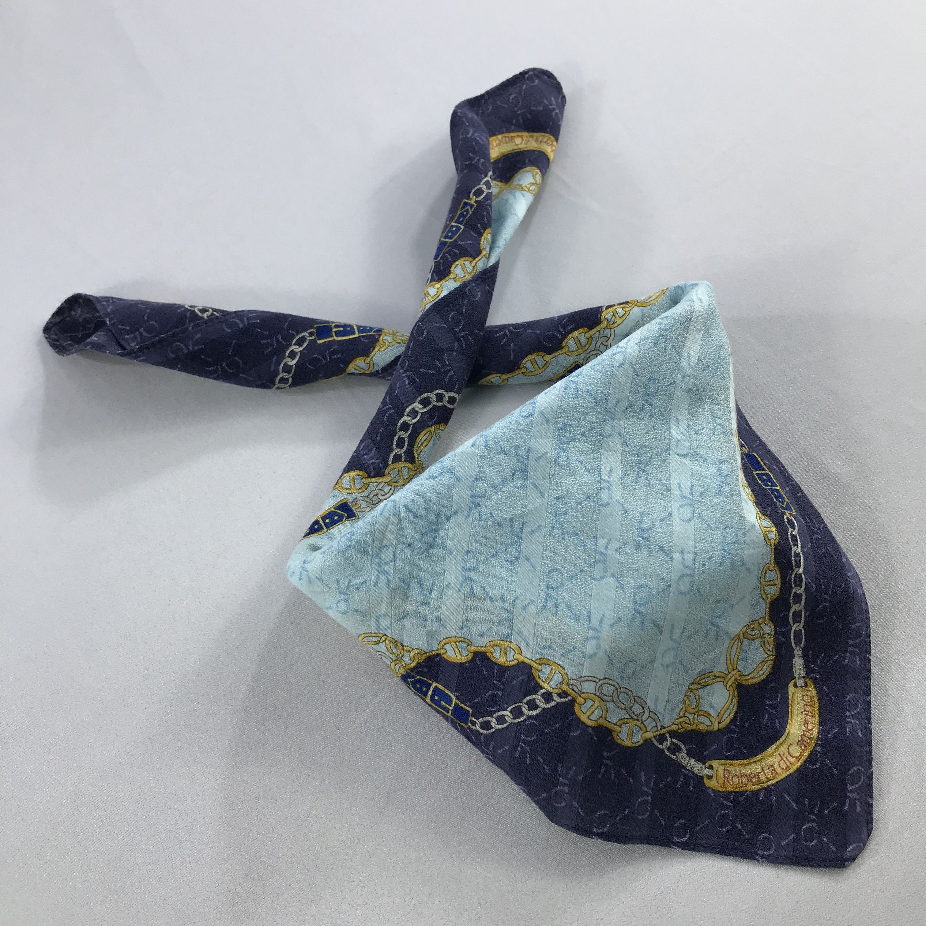 Roberta di Camerino × Vintage Roberta Di Camerino Bandana /Handkerchief/Neckerchief -S2675 Size ONE SIZE - 4 Thumbnail