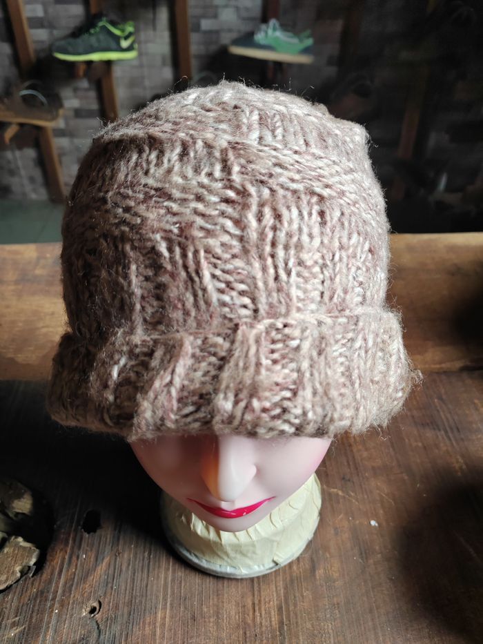Japanese Brand Vintage Crochet Knitted handmade Beanie Snowcap Size ONE SIZE - 3 Thumbnail