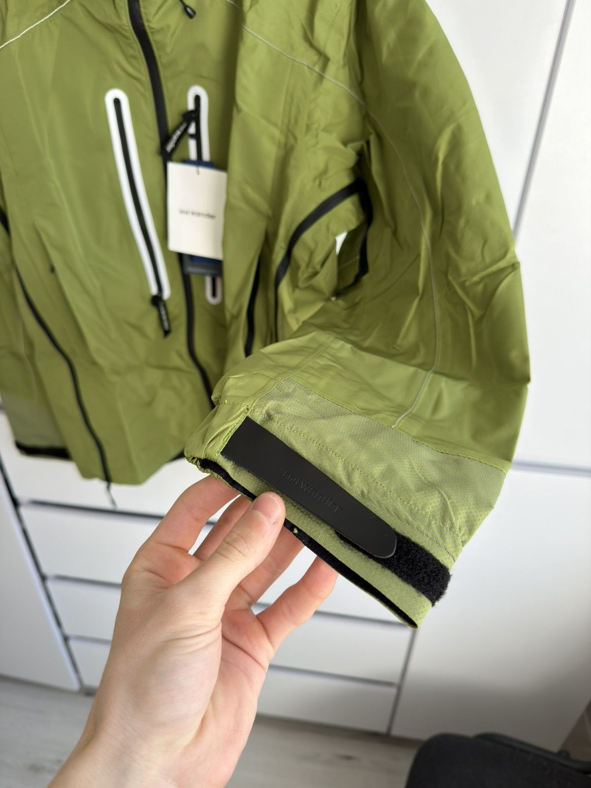 And Wander And Wander Pertex Hooded Jacket Olive Green Technical Shell Size US L / EU 52-54 / 3 - 8 Thumbnail