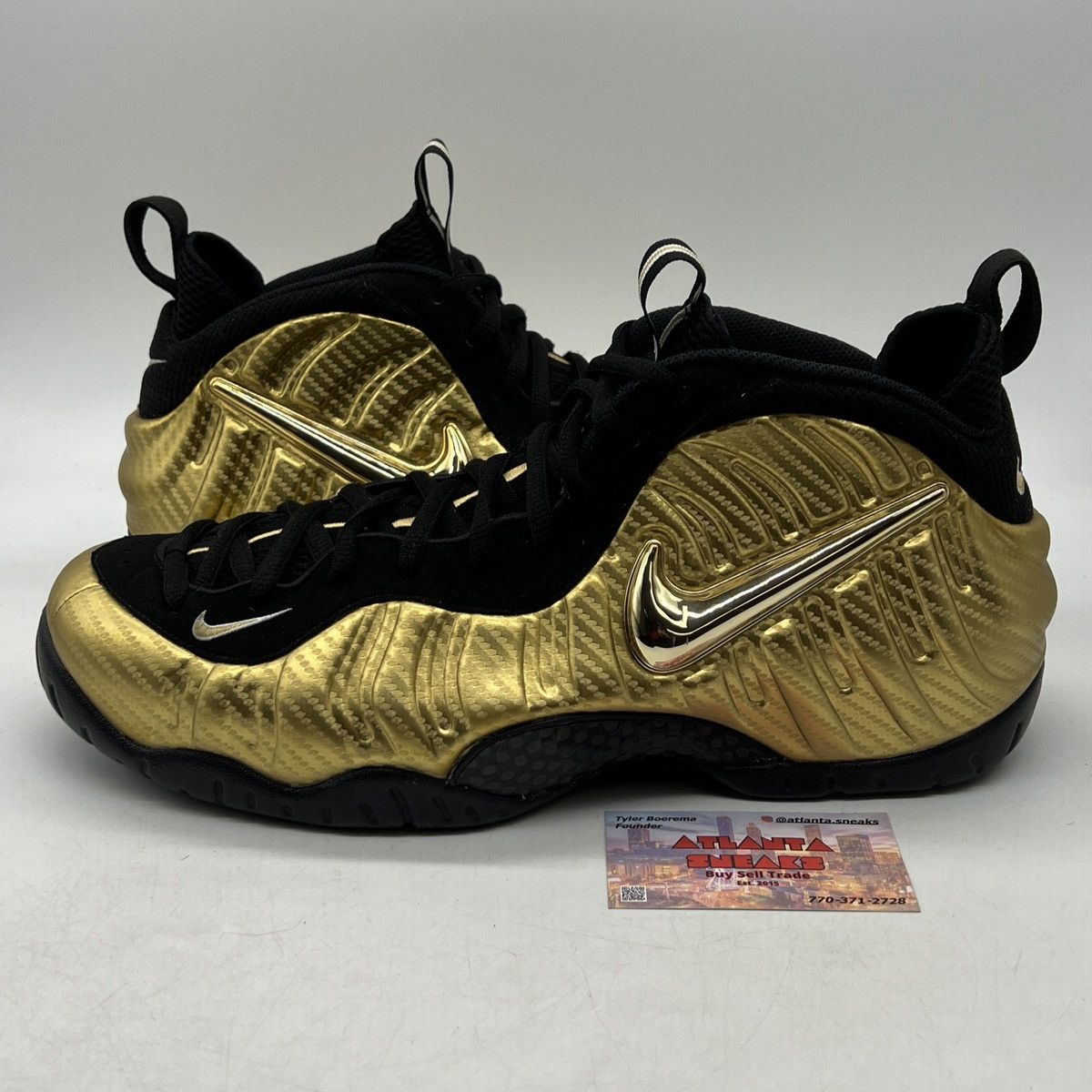 Air Foamposite metallic gold