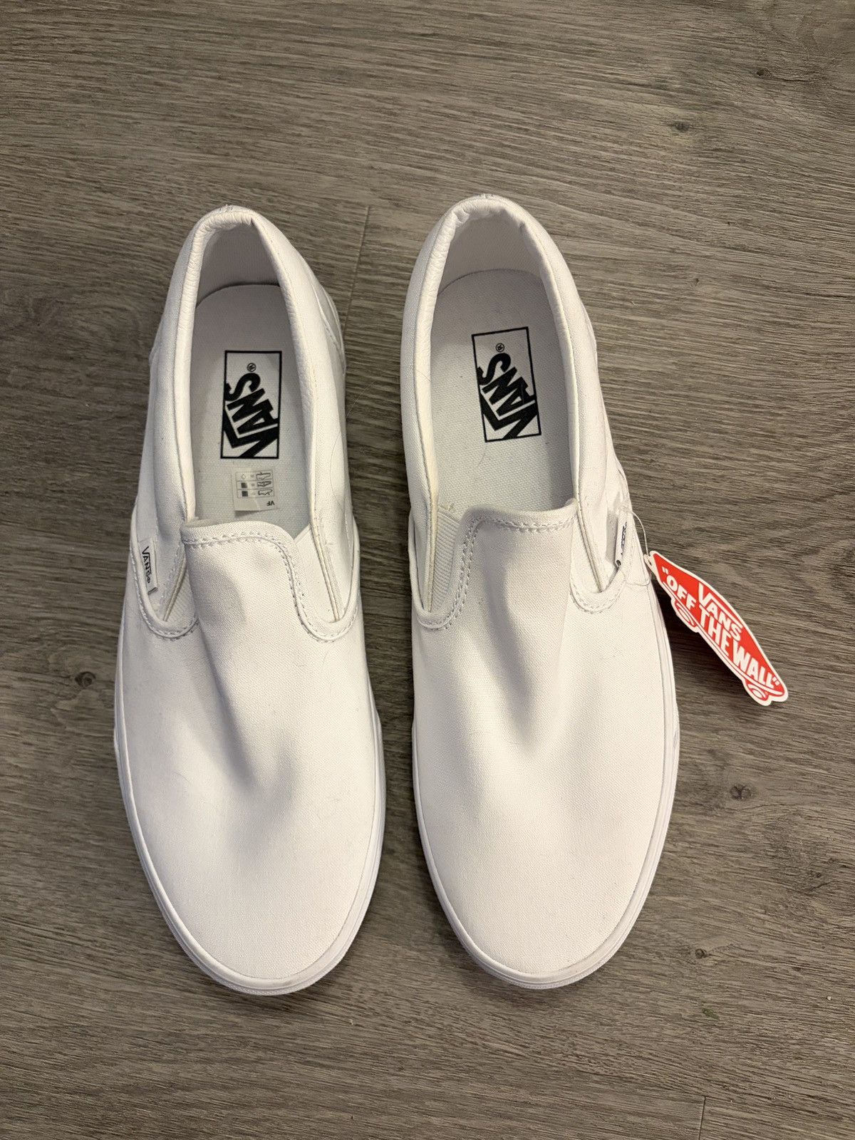 Vans Vans Classic White Slip-On Shoes Size US 11 / EU 44 - 1 Thumbnail