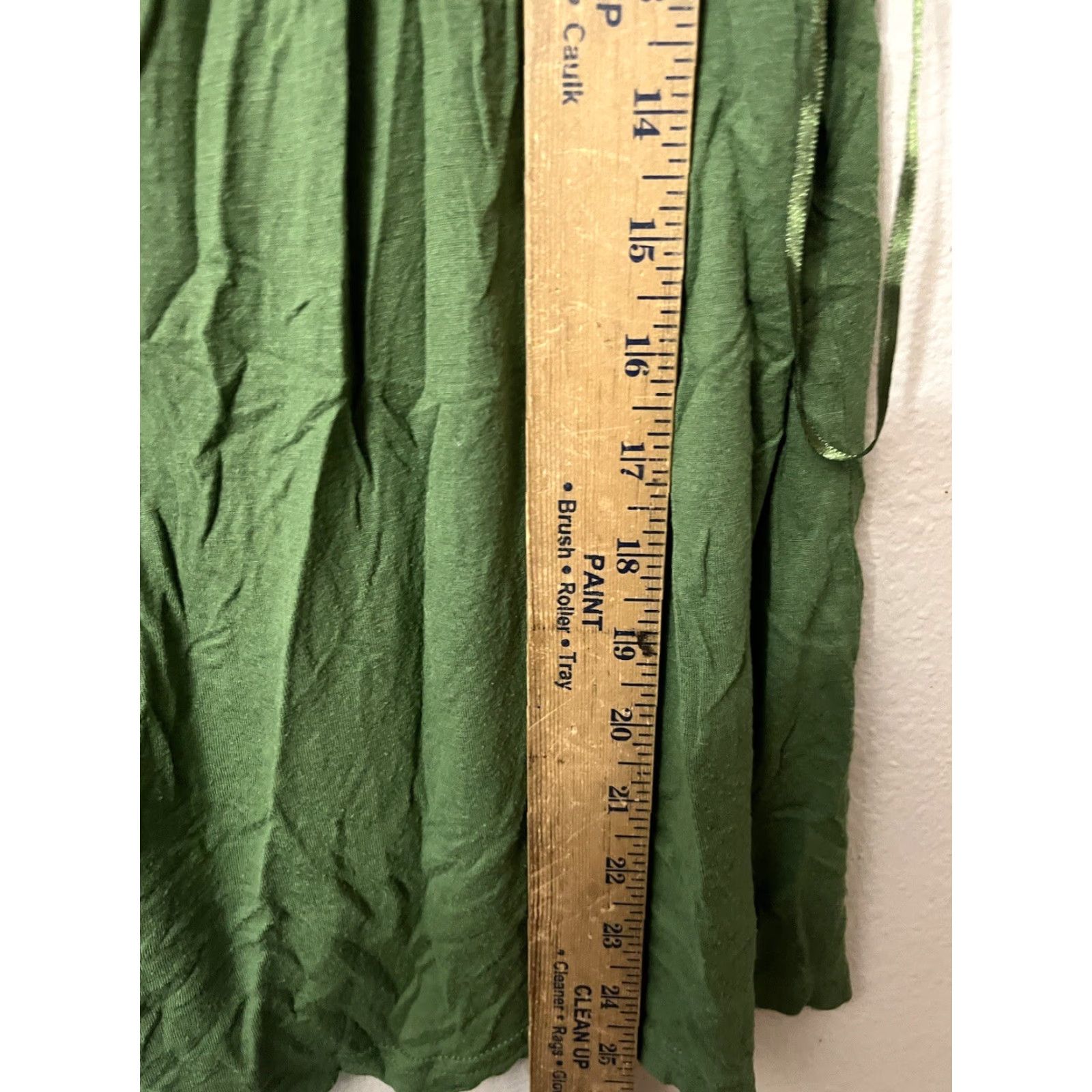 H&M H&M Women Green Solid Tank Top Medium Regular Size M / US 6-8 / IT 42-44 - 4 Thumbnail