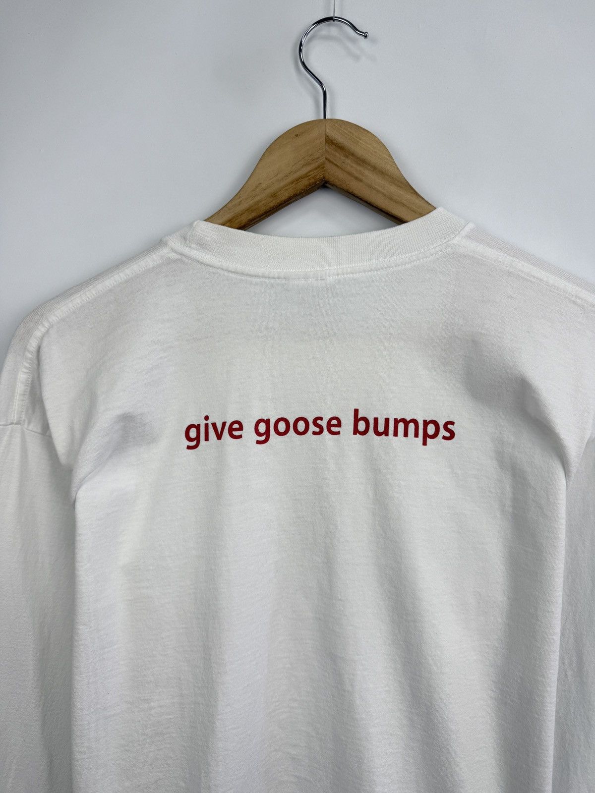 Apple 🇺🇸 Vintage Y2K iPhone Apple Give Goose Bumps Long Sleeve Size US M / EU 48-50 / 2 - 7 Thumbnail