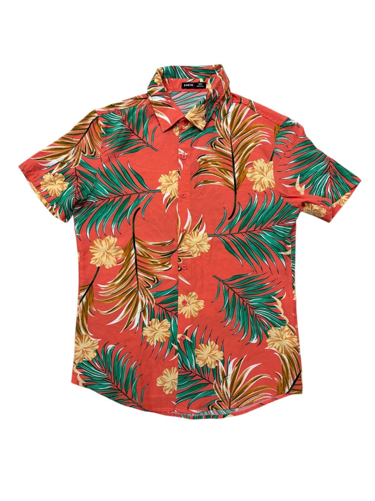 Shein SHEIN button up shirt with a tropical leaf and flower patern Size US S / EU 44-46 / 1 - 1 Thumbnail