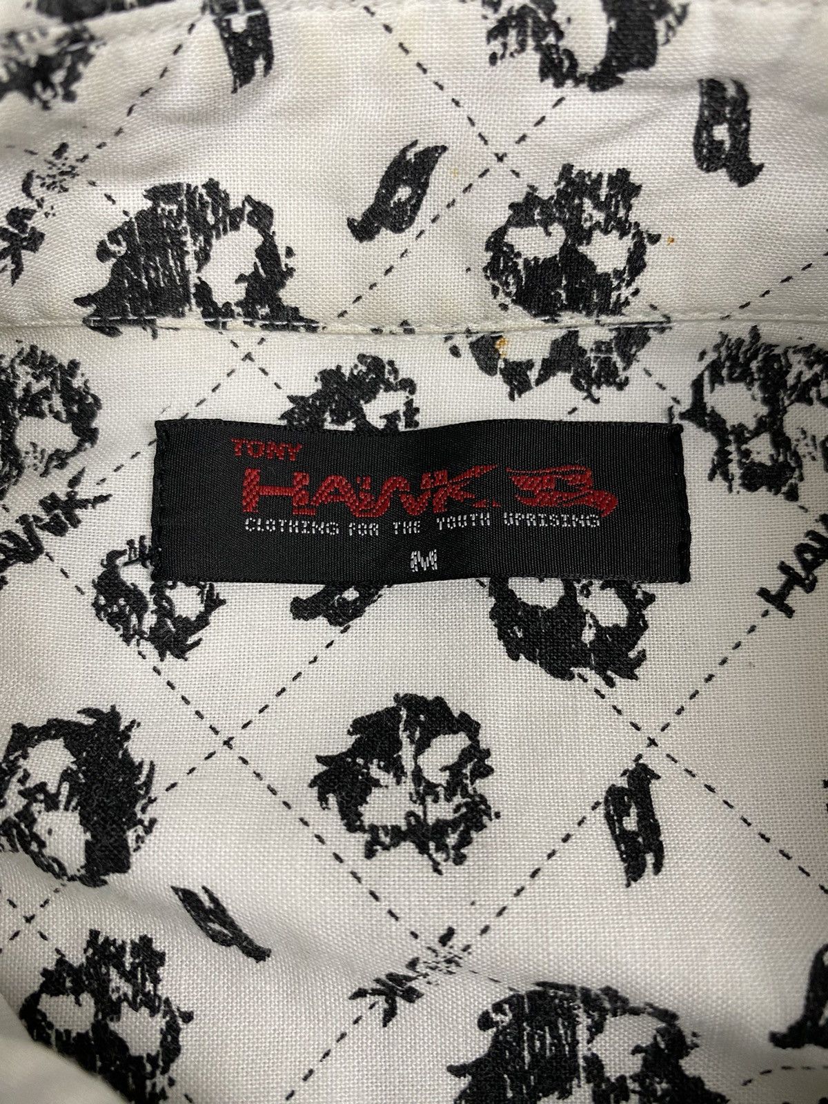 Tony Hawk Pre-loved Tony Hawk Fullprint Skull Short sleeve Size US M / EU 48-50 / 2 - 7 Thumbnail