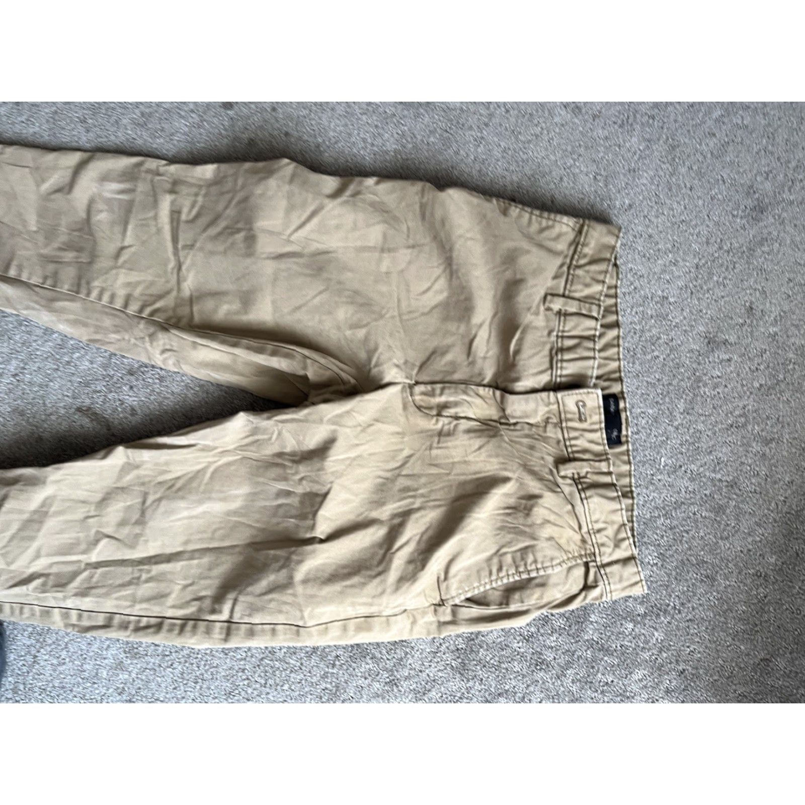 Banana Republic Banana Republic Men’s Chino Slim Athletic Fit Pants Beige 30x30 Pants Mens Beige 30x30 Chino Slim Athletic Fit Banana Republic Size US 30 / EU 46 - 4 Thumbnail
