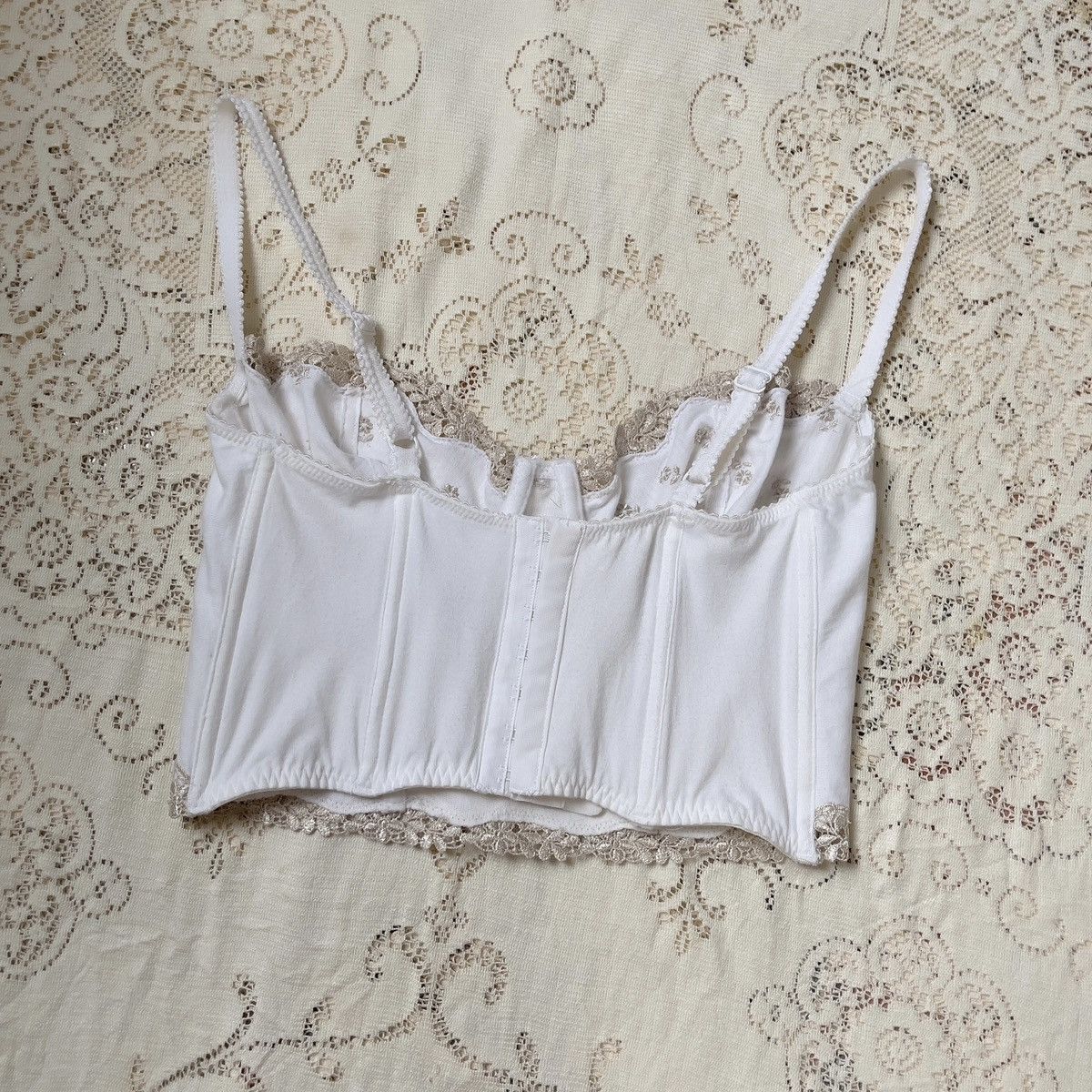 Victoria's Secret Victoria’s Secret 1990s White Cotton Bustier (34B/32C) Size S / US 4 / IT 40 - 7 Thumbnail