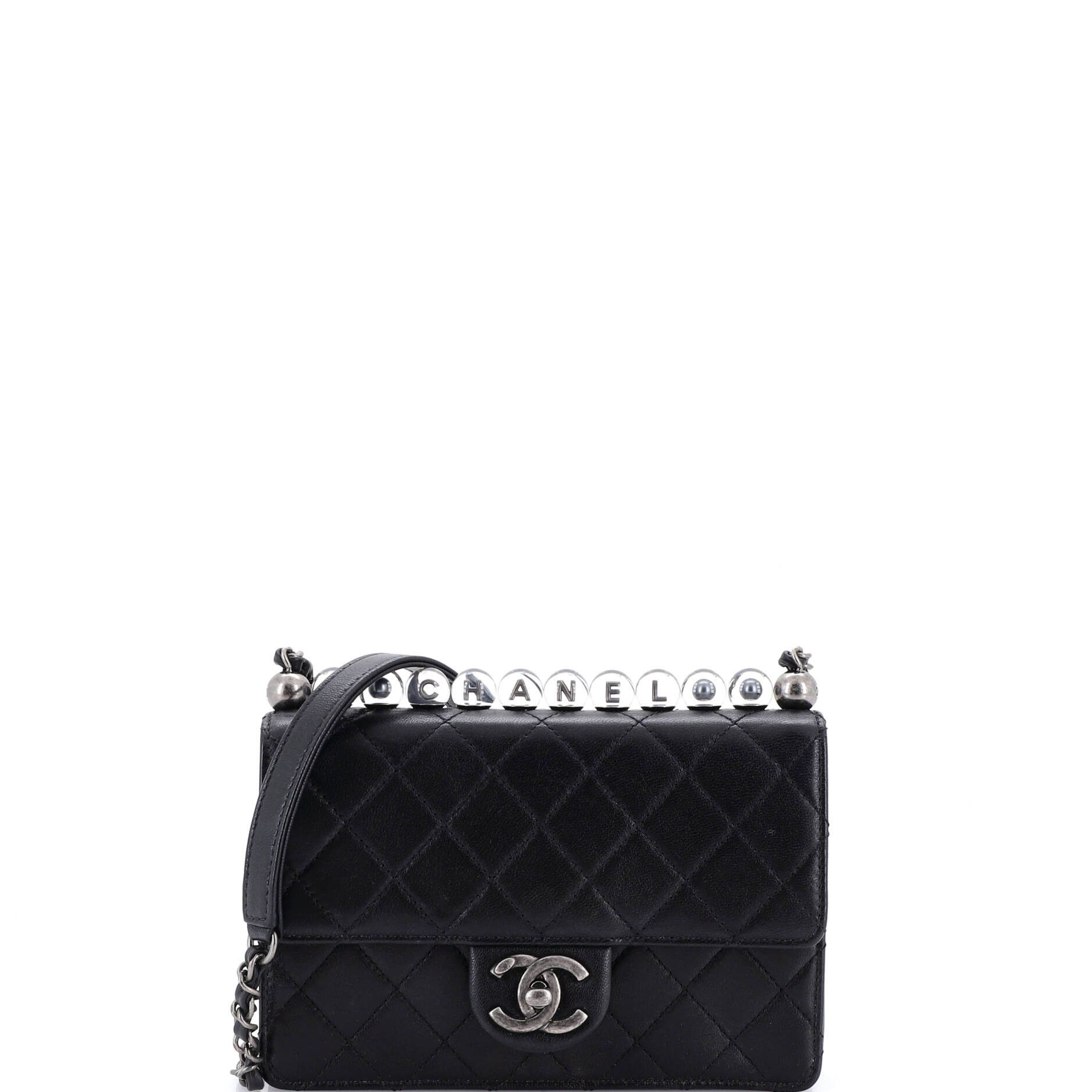 Chanel Chic Pearls Flap Bag Size ONE SIZE - 1 Thumbnail