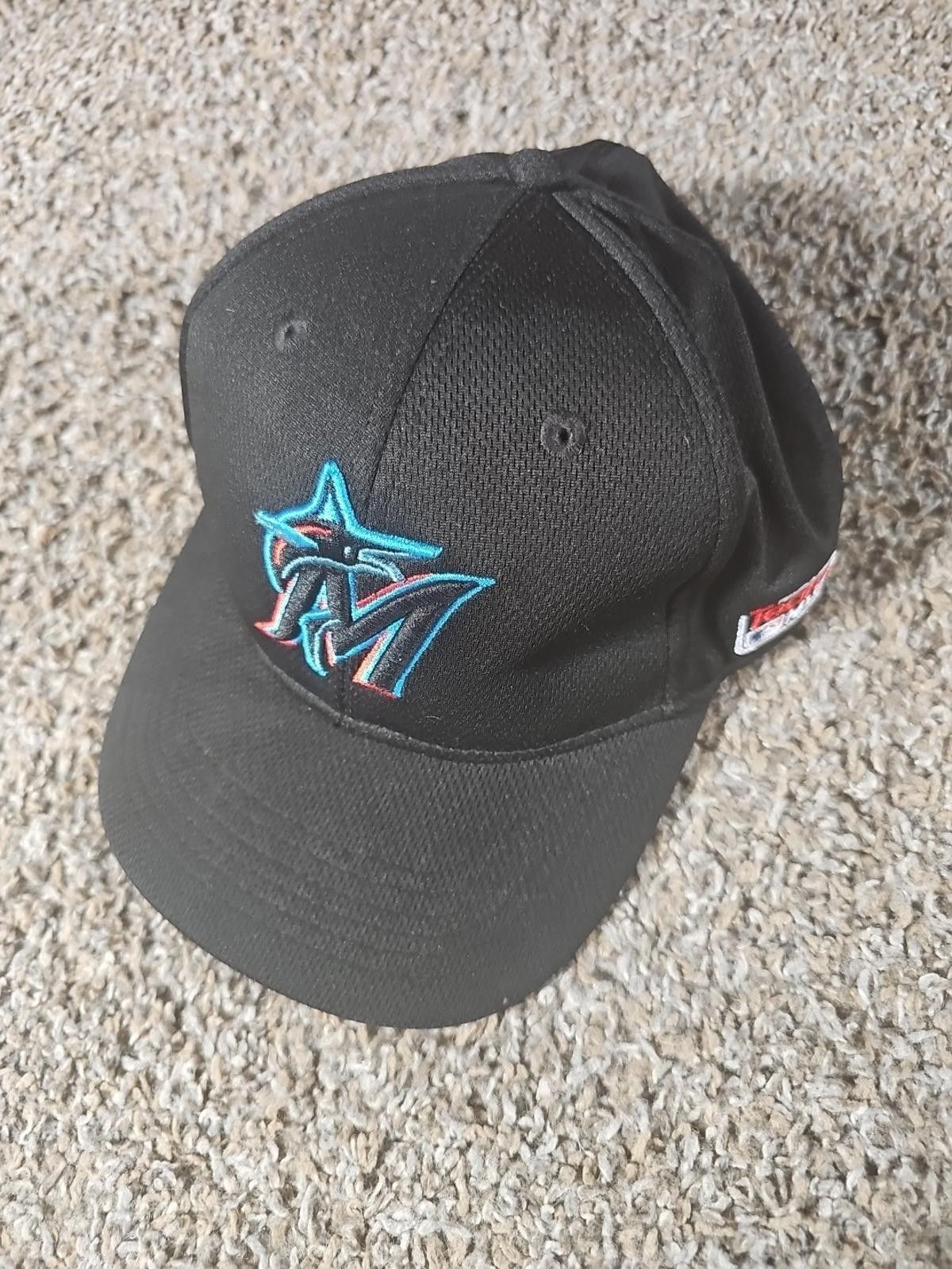 Other Team MLB Florida Marlins Youth Strapback Baseball Hat Black Size ONE SIZE - 1 Thumbnail