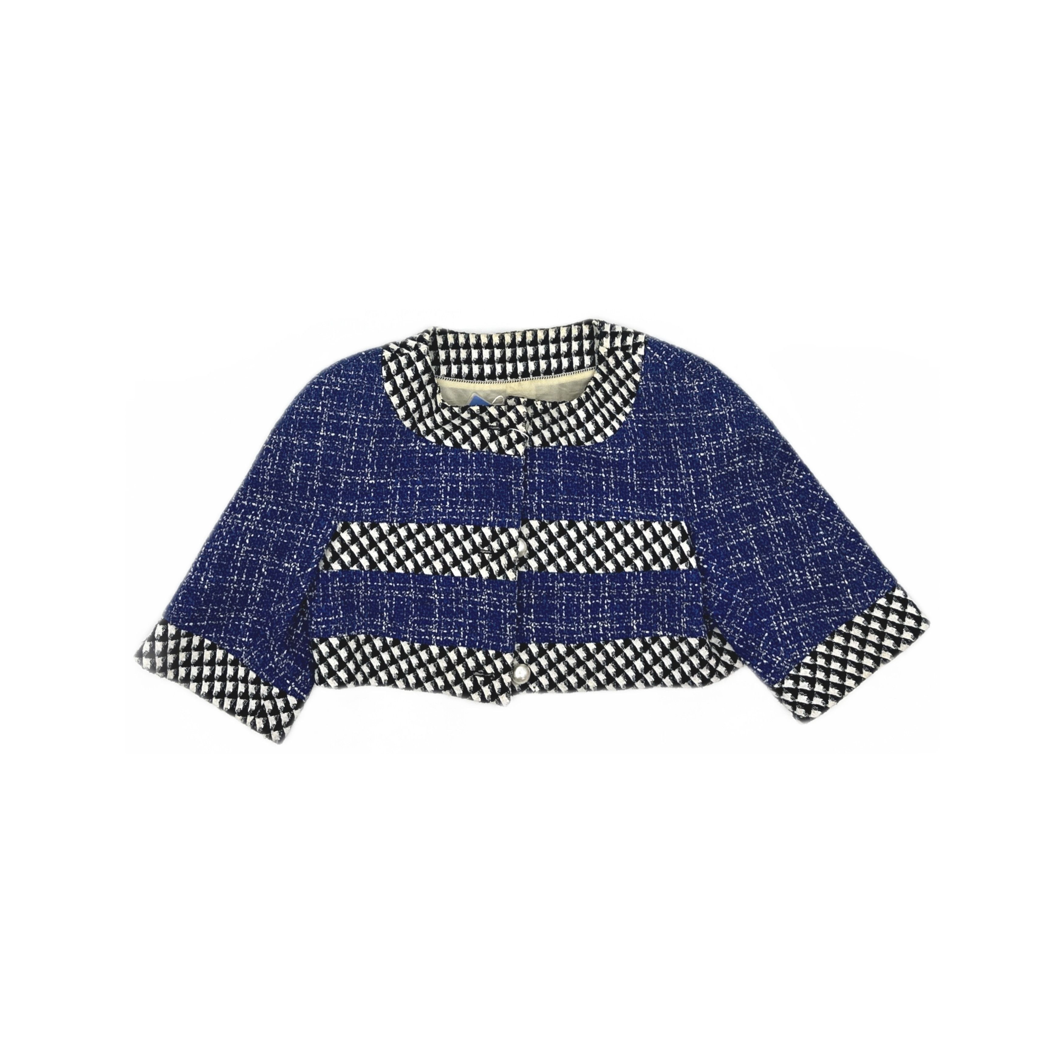 Chanel CHANEL Blue Tweed Pattern Jacket Size 34 Size XS / US 0-2 / IT 36-38 - 1 Thumbnail