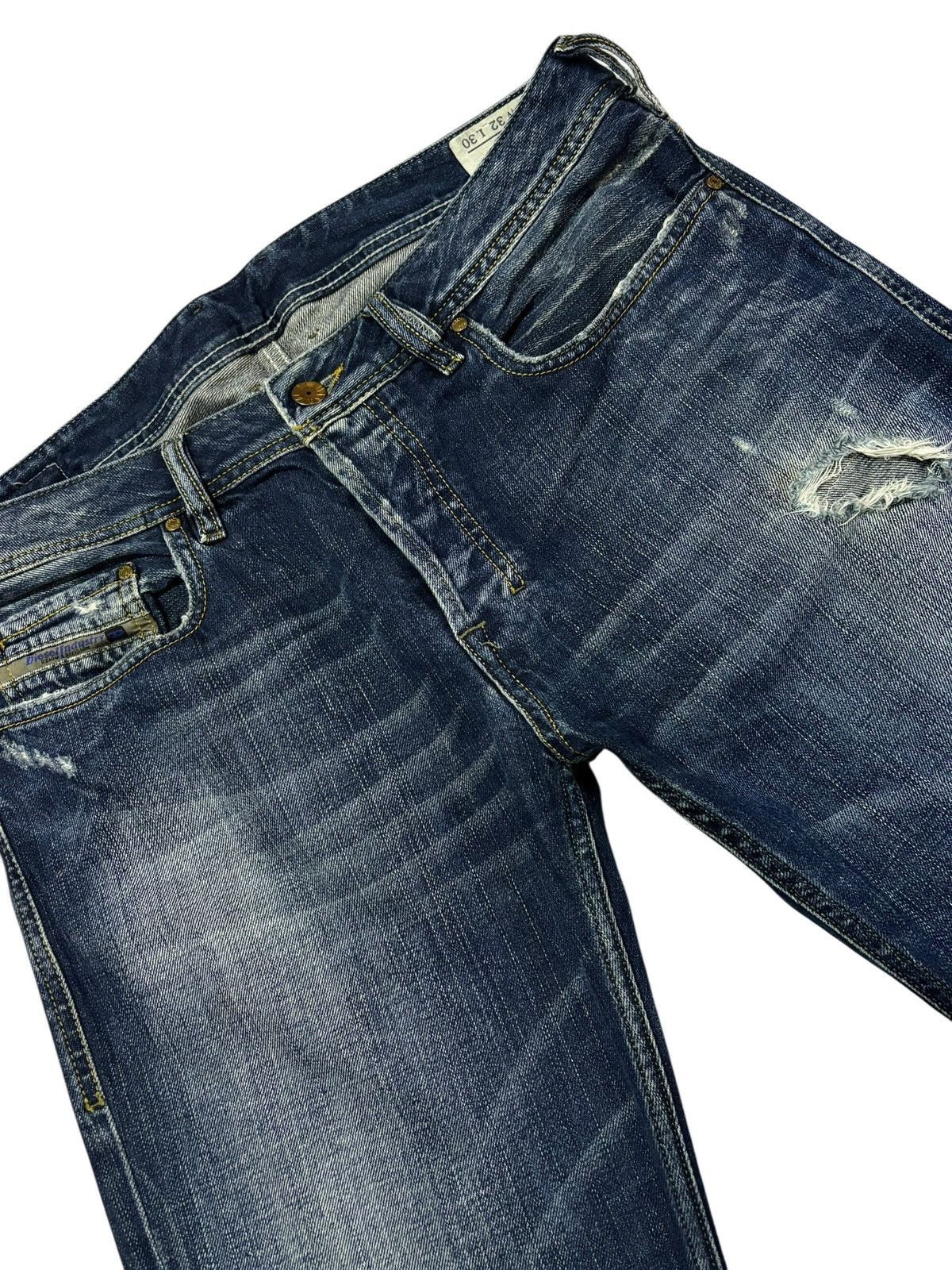 Diesel Vtg Diesel Zatiny Bootcut Distressed Jeans Size US 34 / EU 50 - 5 Thumbnail