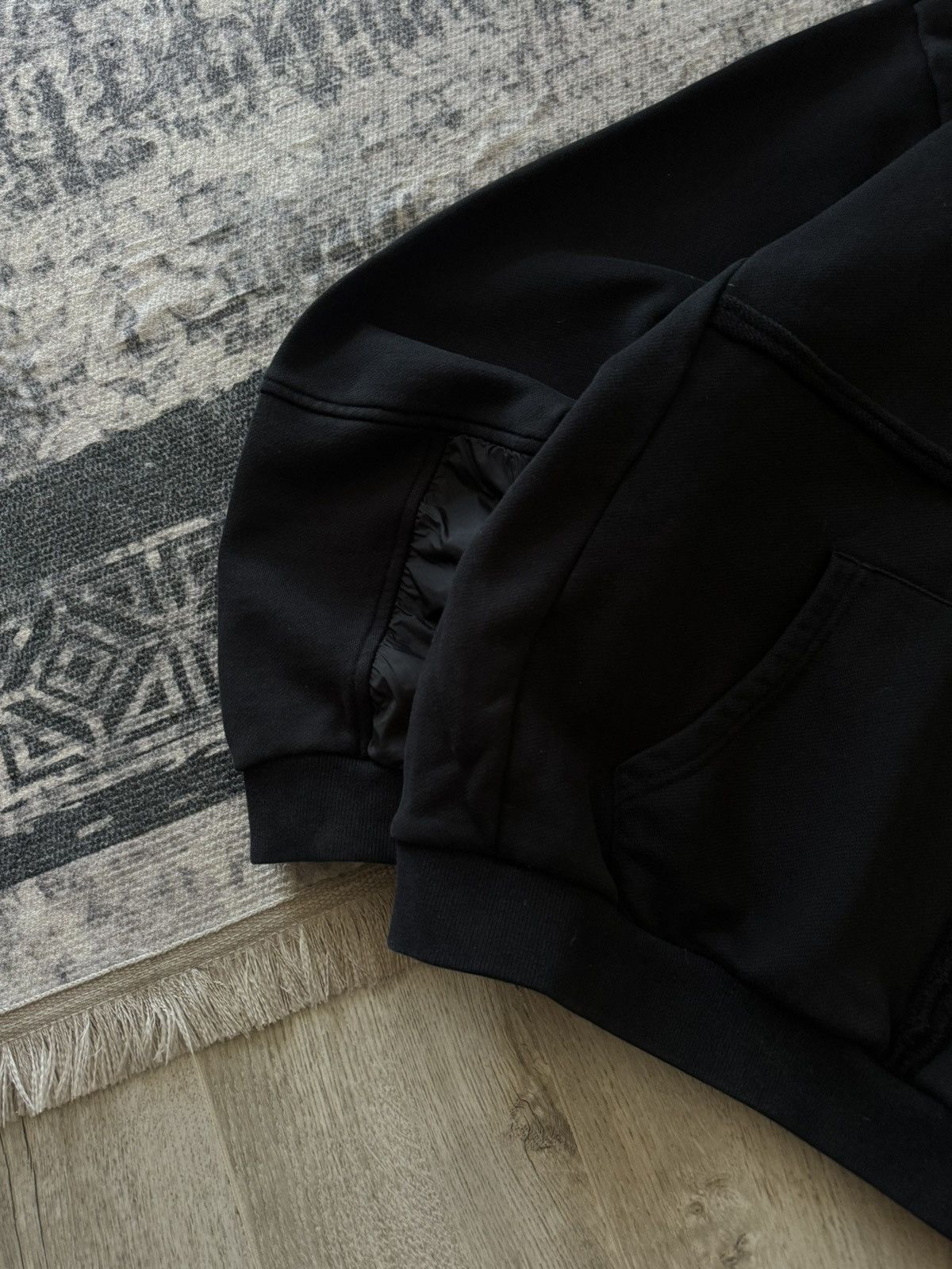 Heliot Emil Heliot Emil Key Patch Avantgarde Black Hoodie Size US L / EU 52-54 / 3 - 5 Thumbnail