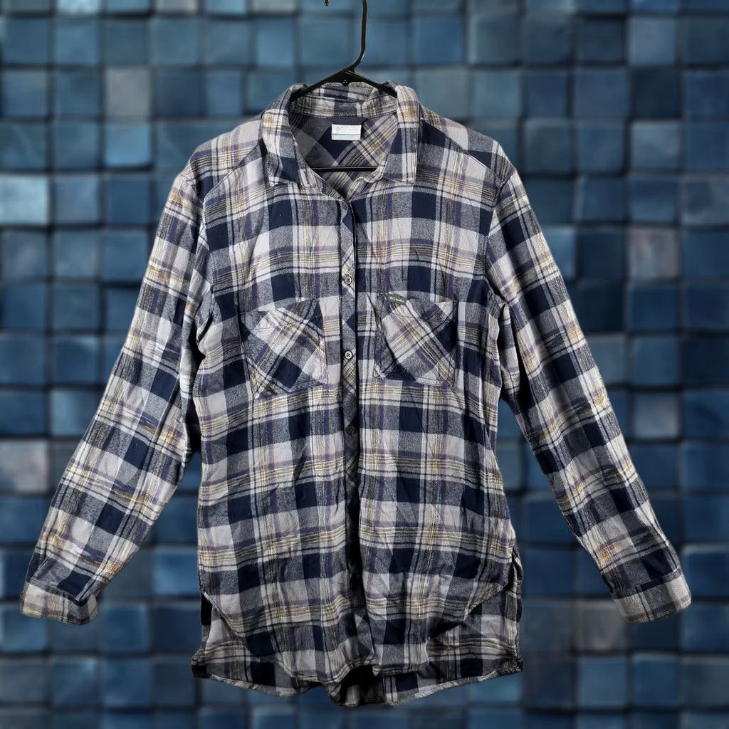 Vintage Columbia Flannel Tunic Shirt Women’s Medium Plaid Button-Up Outdoor Shirt Size M / US 6-8 / IT 42-44 - 1 Thumbnail