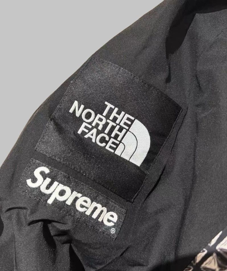 Supreme × The North Face Supreme X The North Face Studded Mountain Light Jacket Size US L / EU 52-54 / 3 - 3 Thumbnail