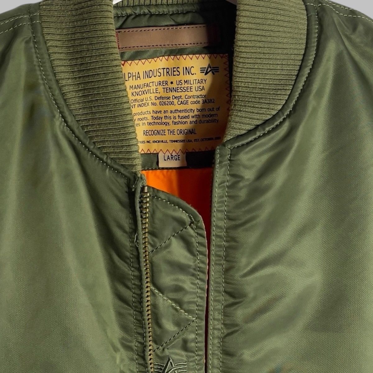 Alpha Industries ALPHA INDUSTRIES GREEN NYLON MA-1 BOMBER JACKET SIZE M Size US L / EU 52-54 / 3 - 6 Thumbnail