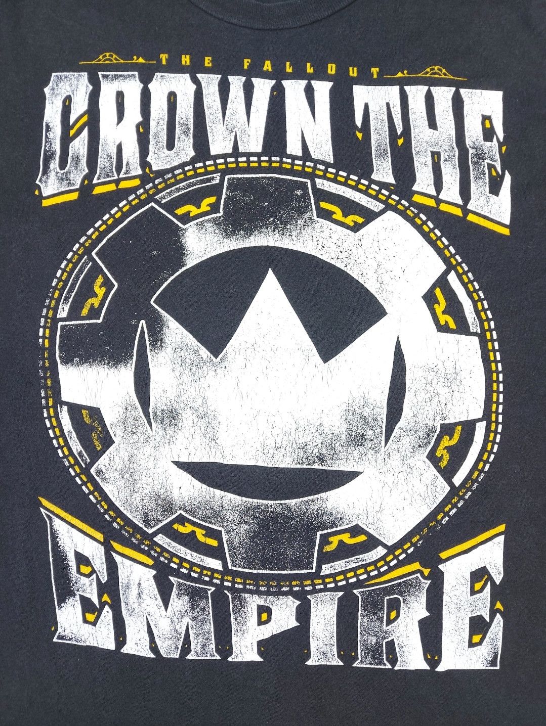 Band Tees 2012 Crown The Empire Band Logo The Fallout TEE Size US M / EU 48-50 / 2 - 2 Thumbnail