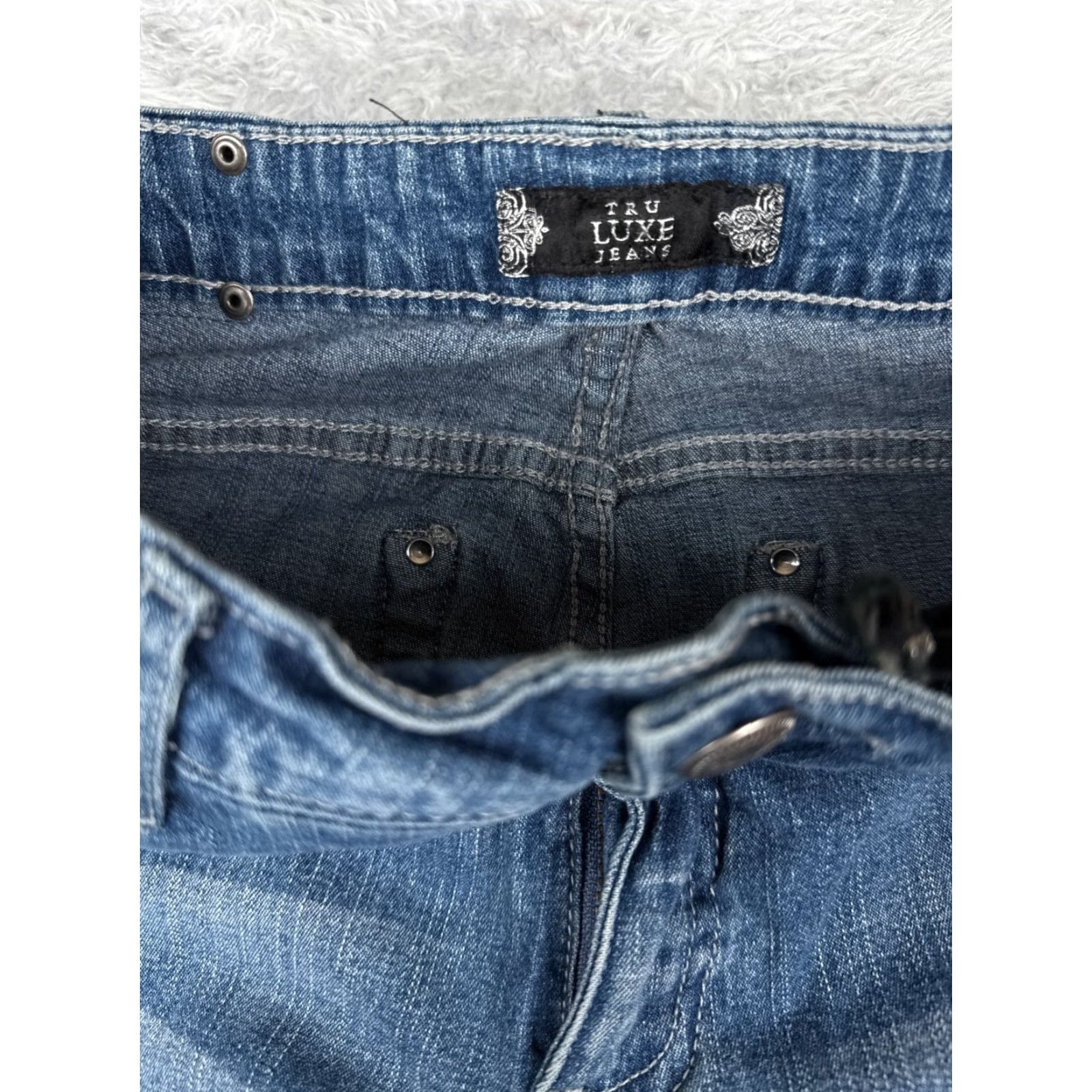 Denime Vintage Tru Luxe Womens Flared Jeans 4 Blue Denim Mid Rise Cotton Embellished 27x27 Size 27" / US 4 / IT 40 - 6 Thumbnail
