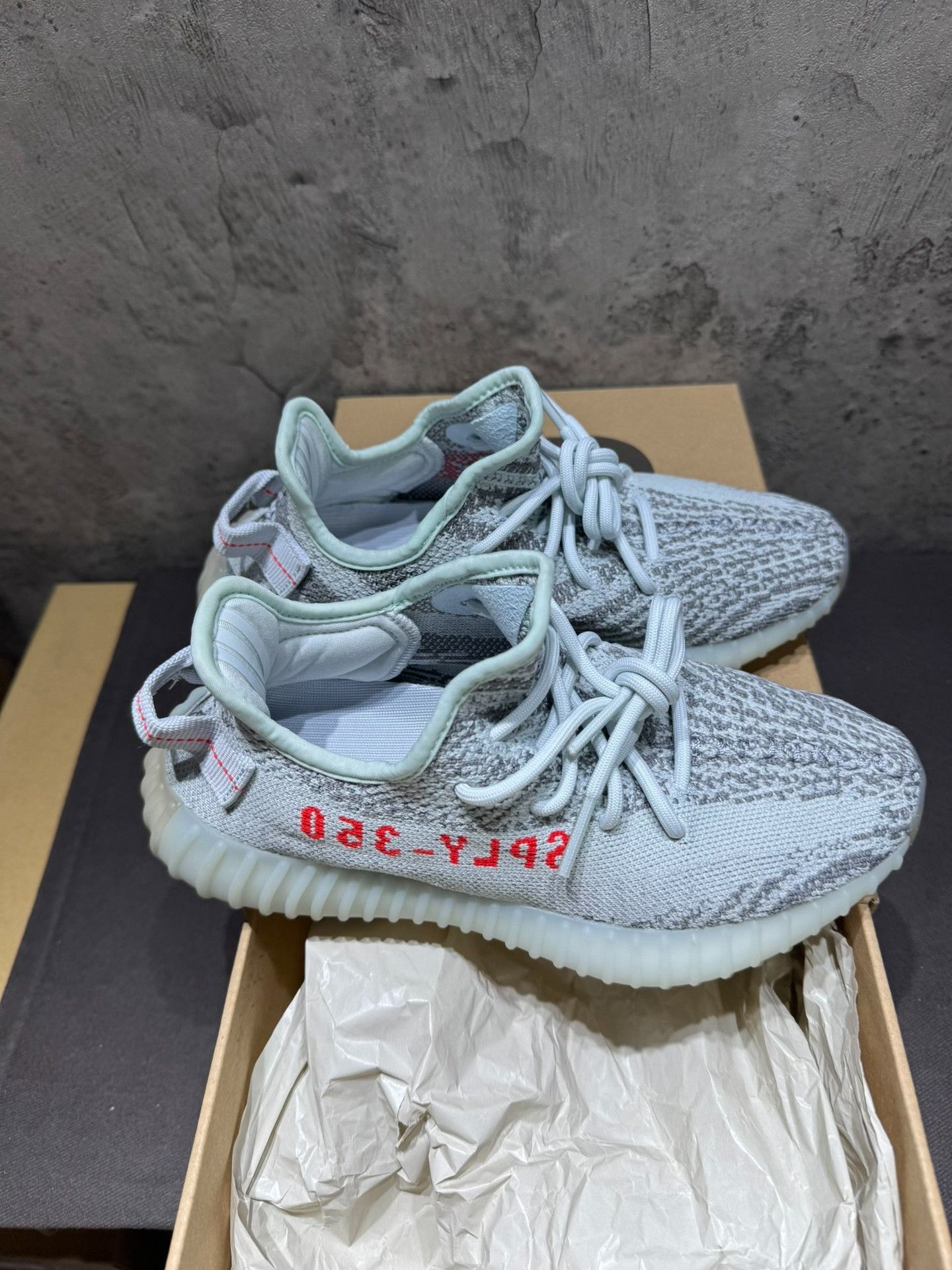 Yeezy Yeezy Blue Lowtop Sneakers 38 Men Size US 6 / EU 39 - 1 Thumbnail