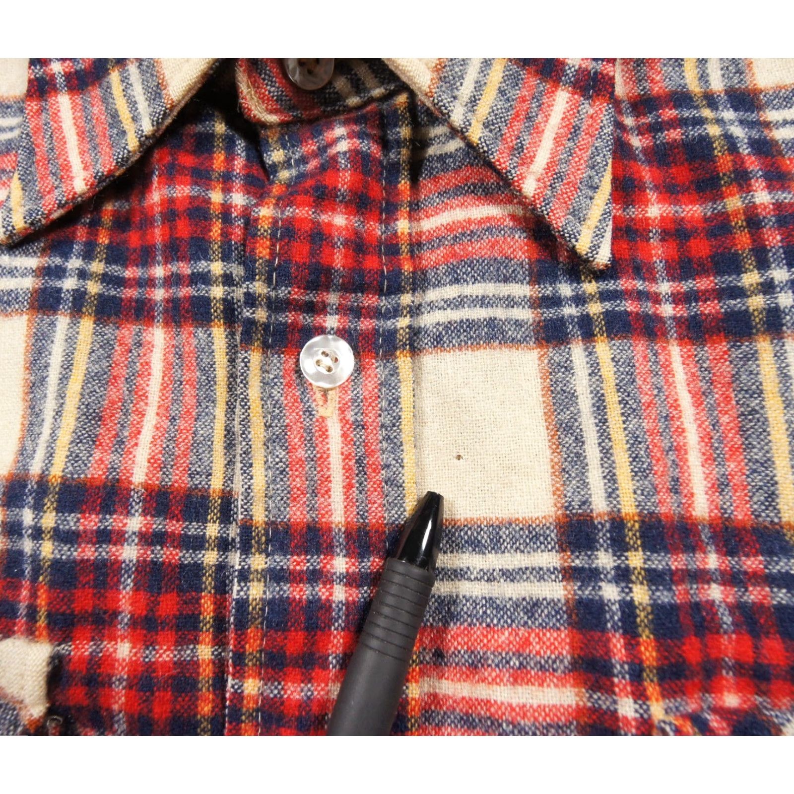 Pendleton VINTAGE Pendleton Shirt Button-Up Wool Flannel Mens Medium Red Plaid Outdoors Size US M / EU 48-50 / 2 - 4 Thumbnail