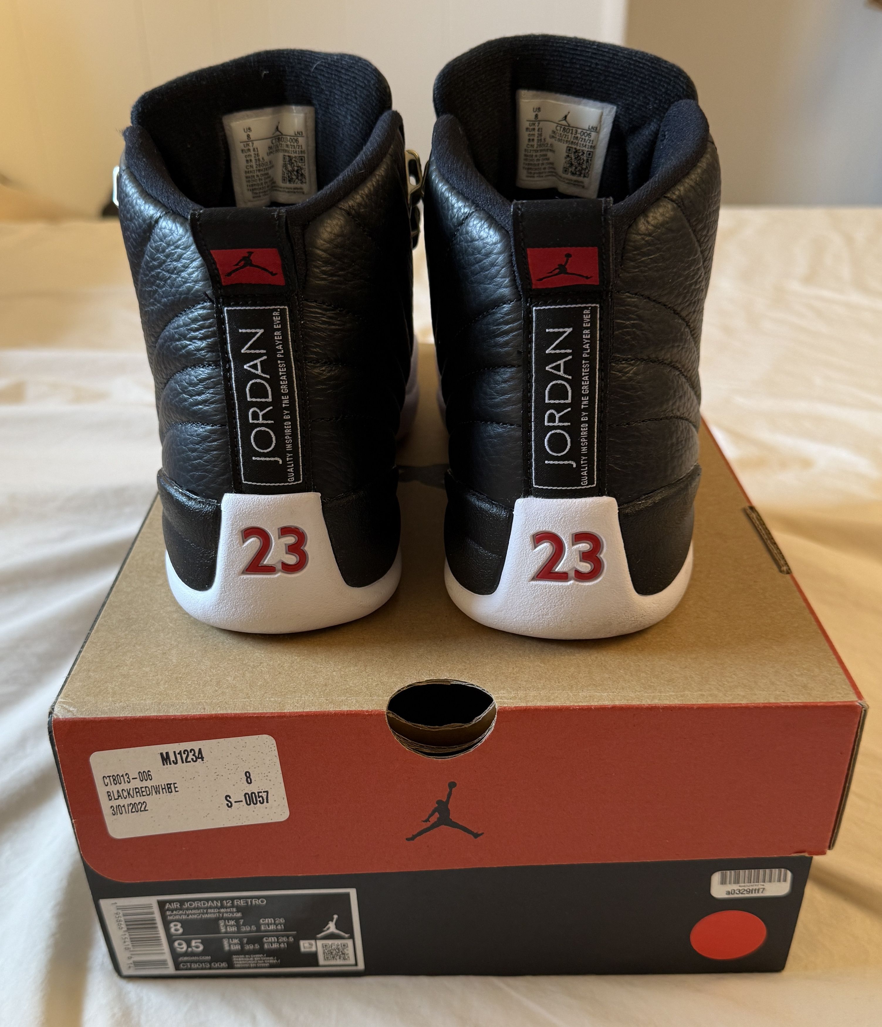 Jordan Brand Air Jordan 12 Retro 'Playoff' (2022) - US Men's 8 Size US 8 / EU 41 - 3 Thumbnail